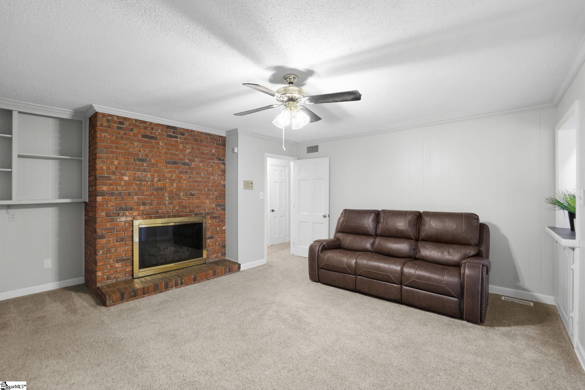 108 Sunline Place Spartanburg, SC 29307