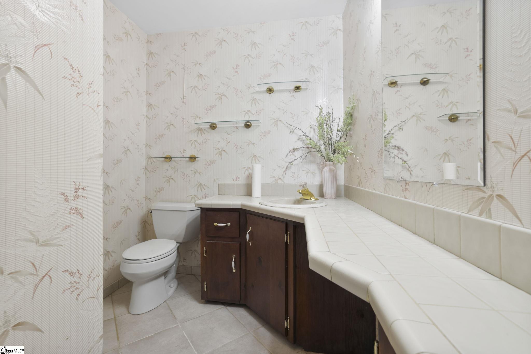 108 Sunline Place Spartanburg, SC 29307