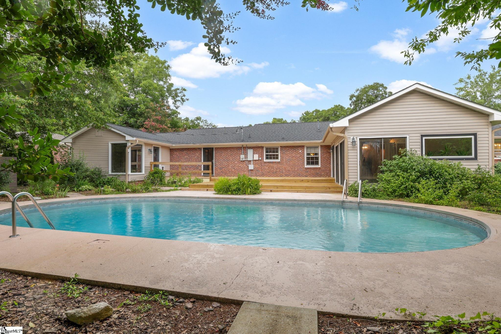108 Sunline Place Spartanburg, SC 29307