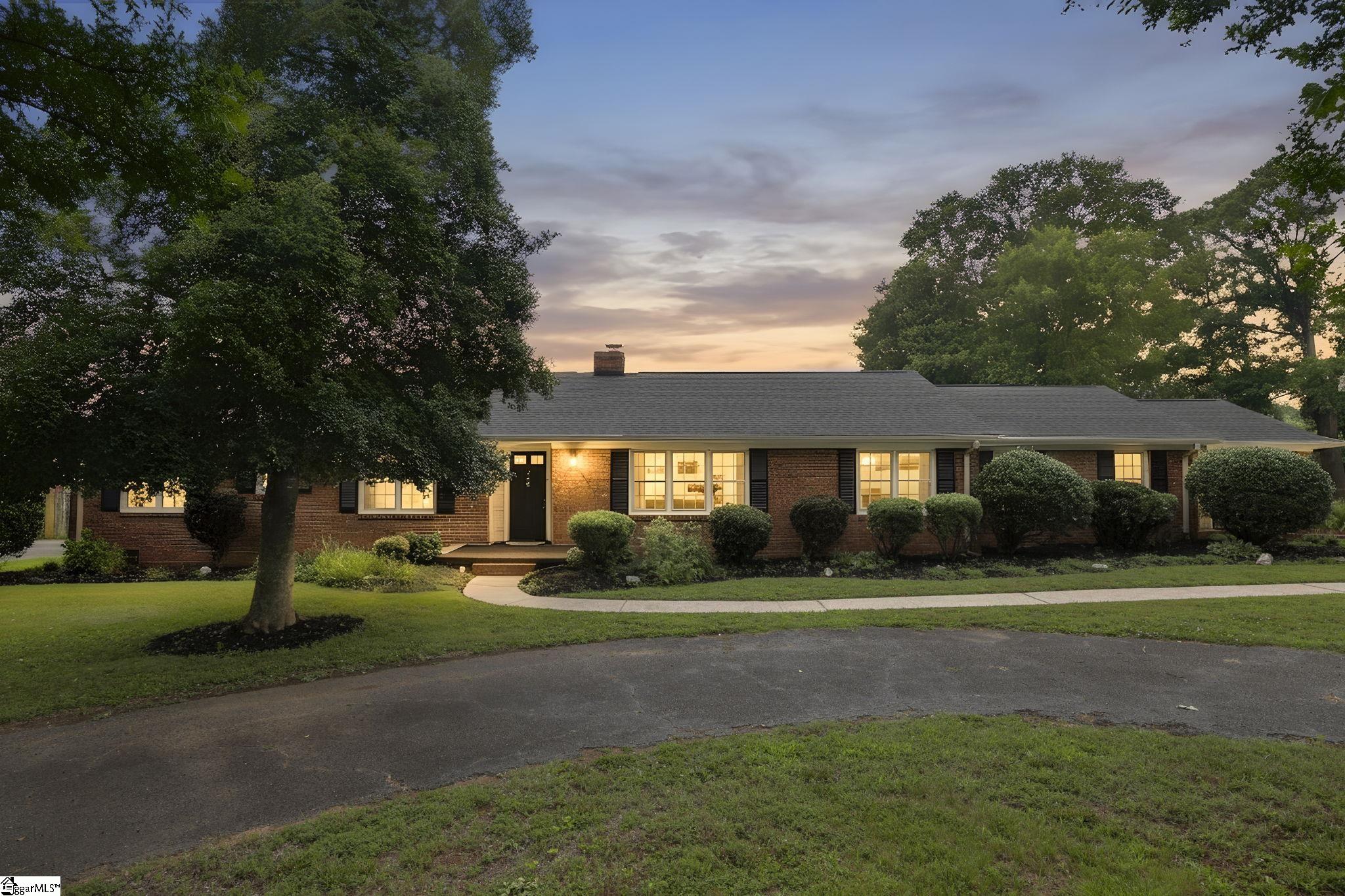 108 Sunline Place Spartanburg, SC 29307