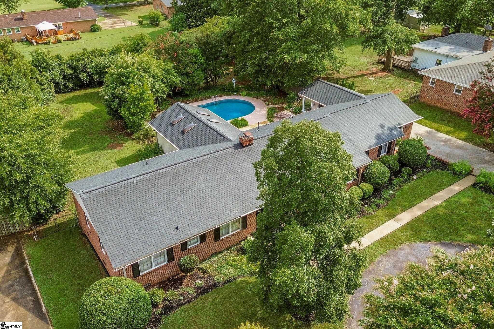 108 Sunline Place Spartanburg, SC 29307
