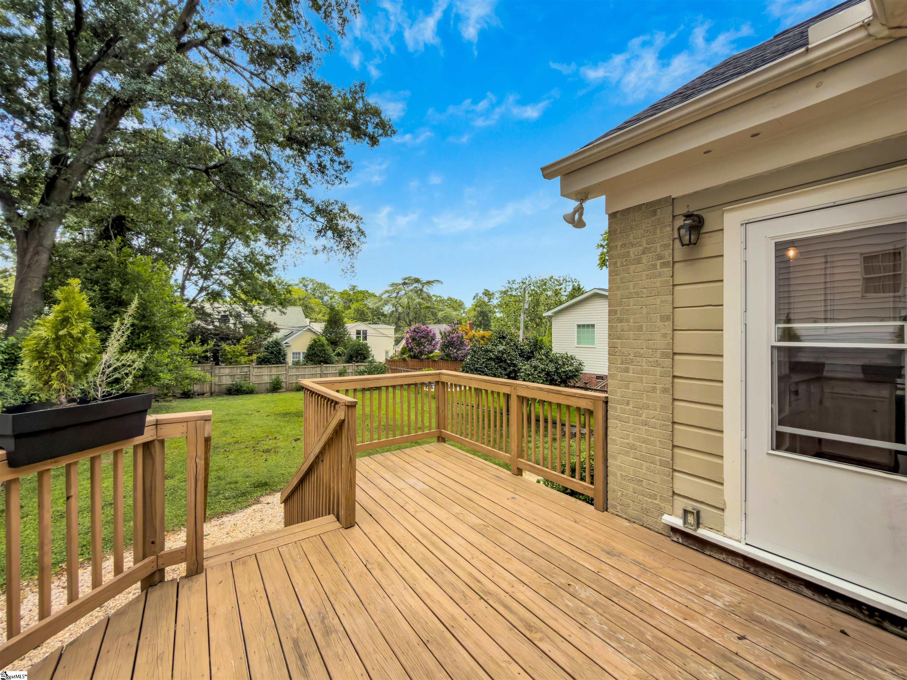 104 Ponce de Leon Drive Greenville, SC 29605