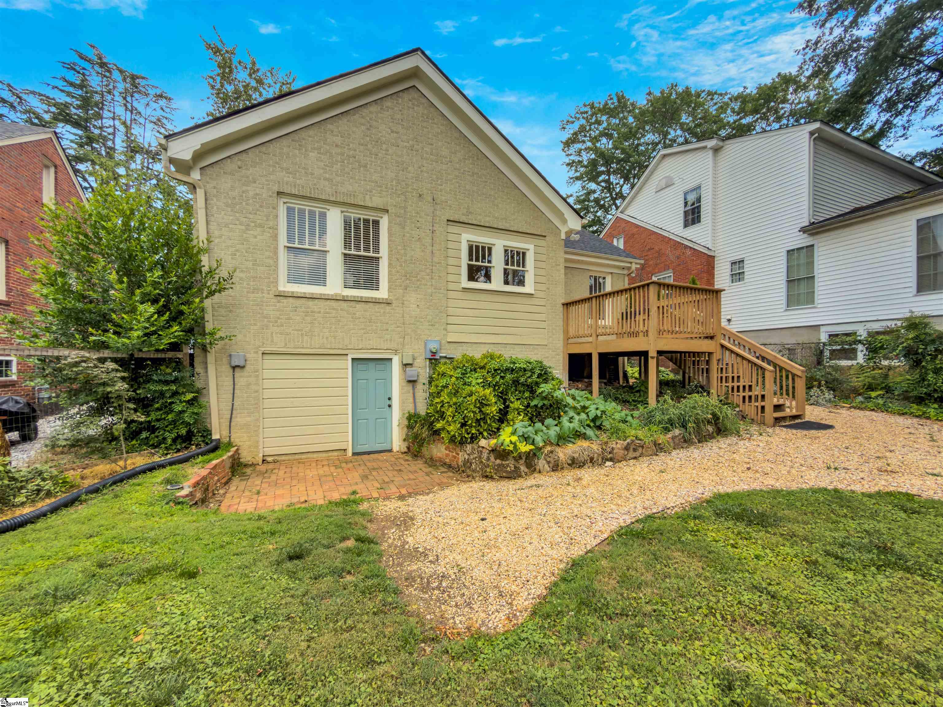 104 Ponce de Leon Drive Greenville, SC 29605