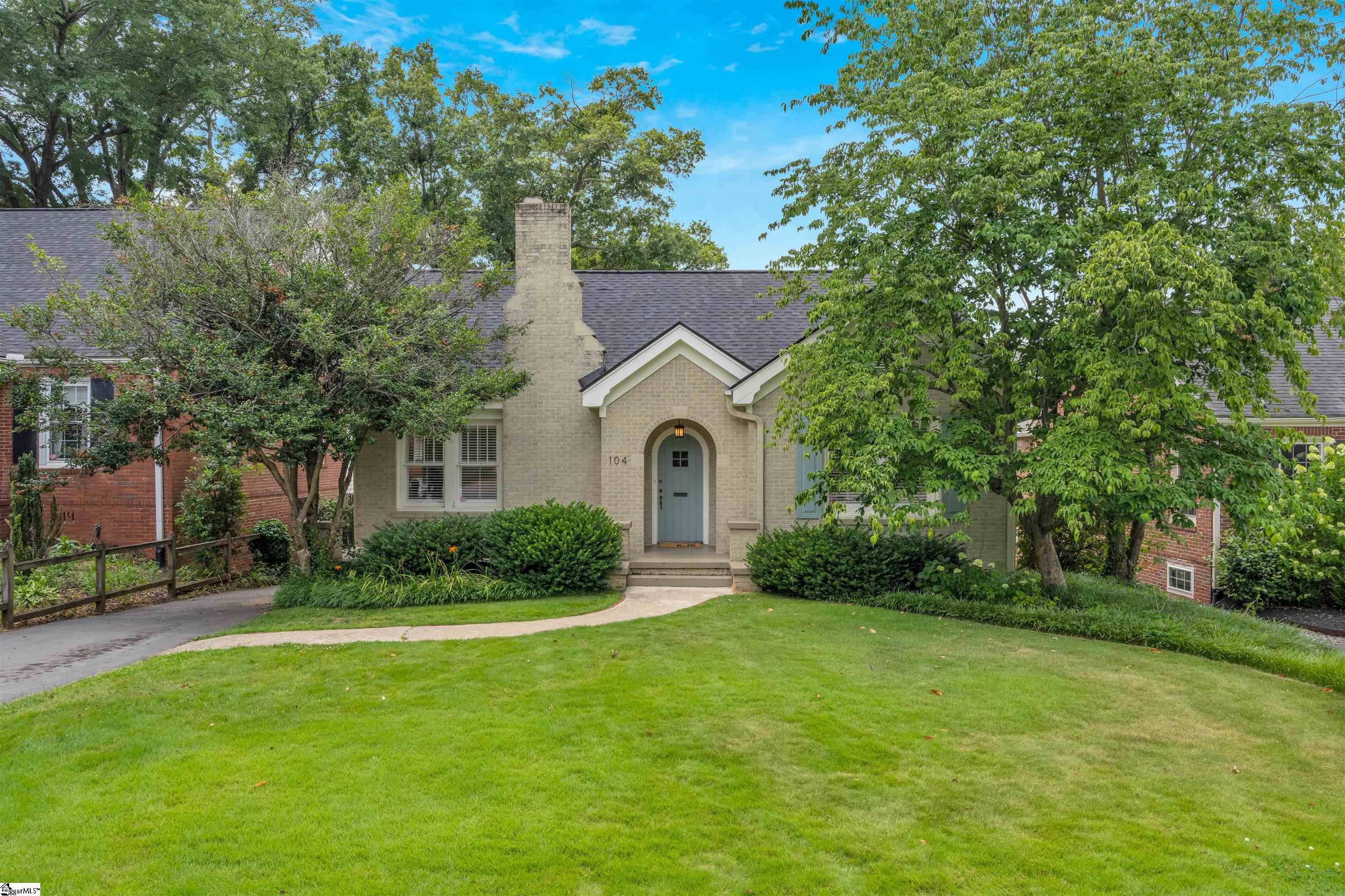 104 Ponce de Leon Drive Greenville, SC 29605
