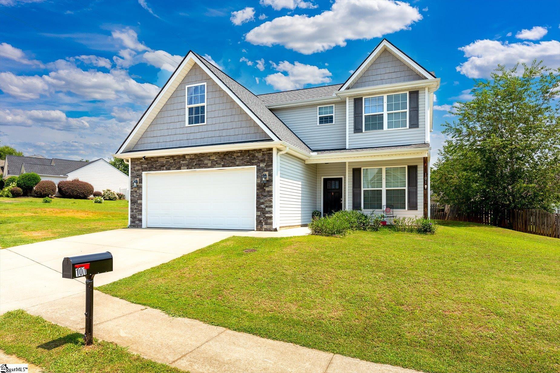 101 Reedy Falls Drive Greenville, SC 29605