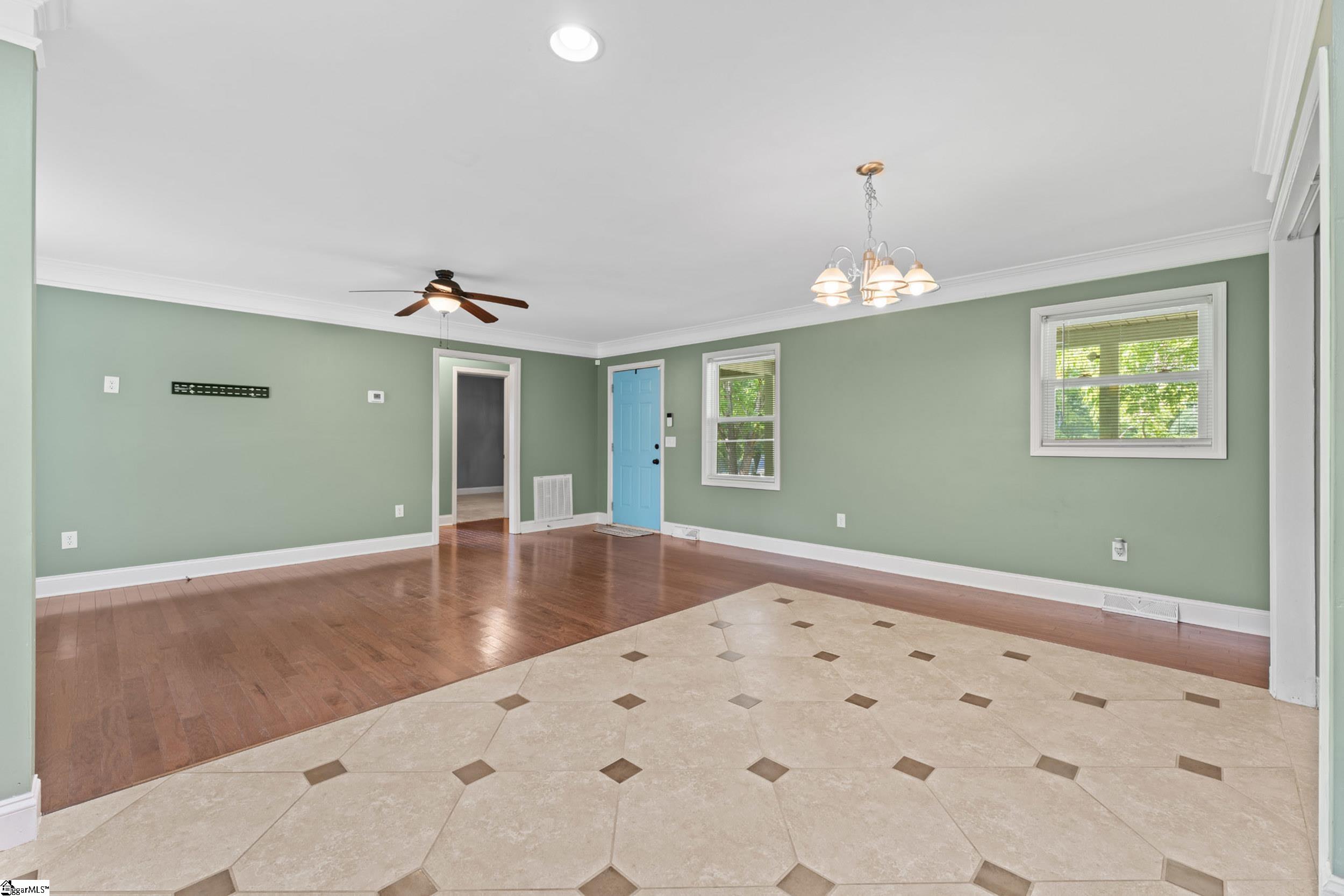 104 Pinonwood Court Simpsonville, SC 29680