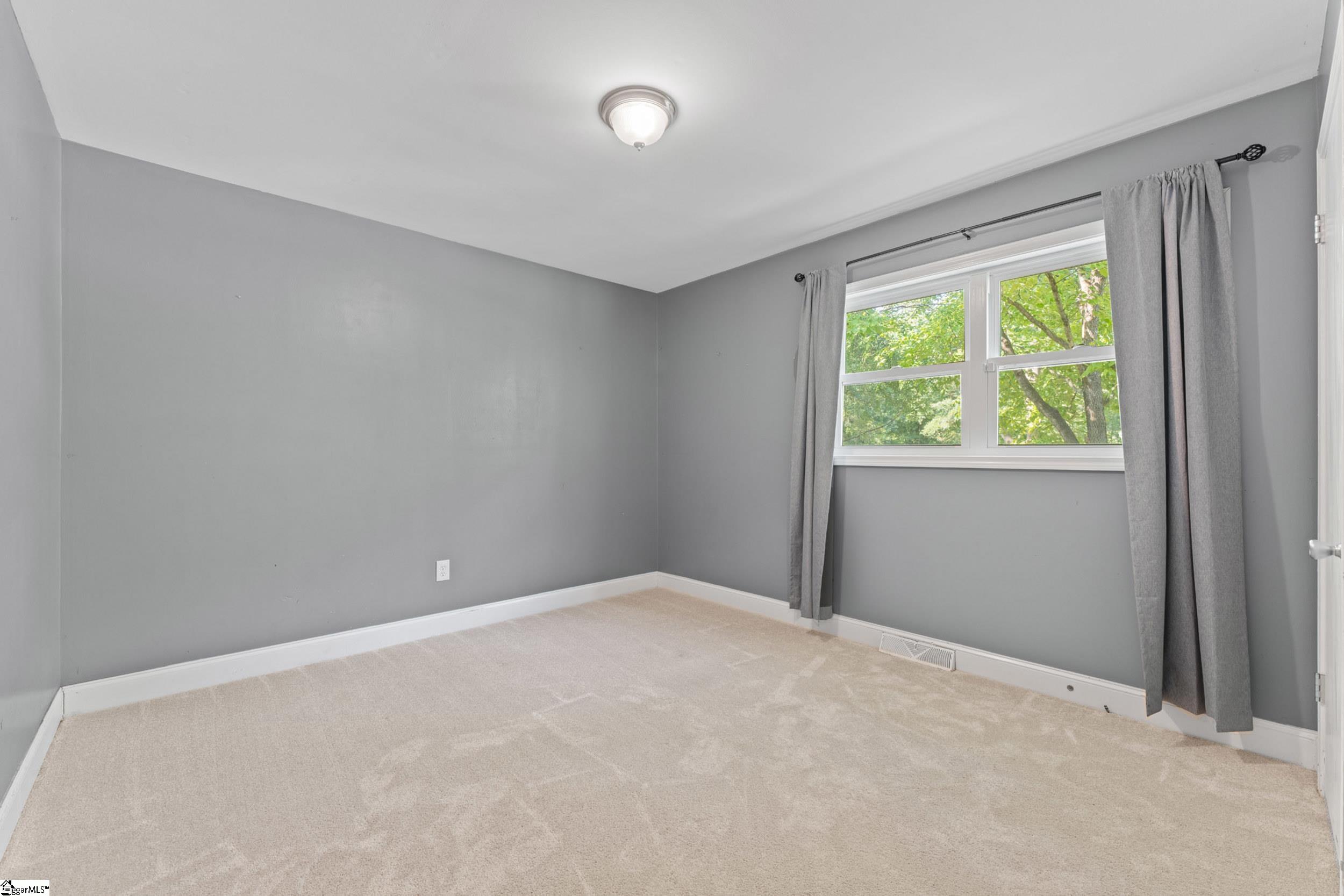 104 Pinonwood Court Simpsonville, SC 29680