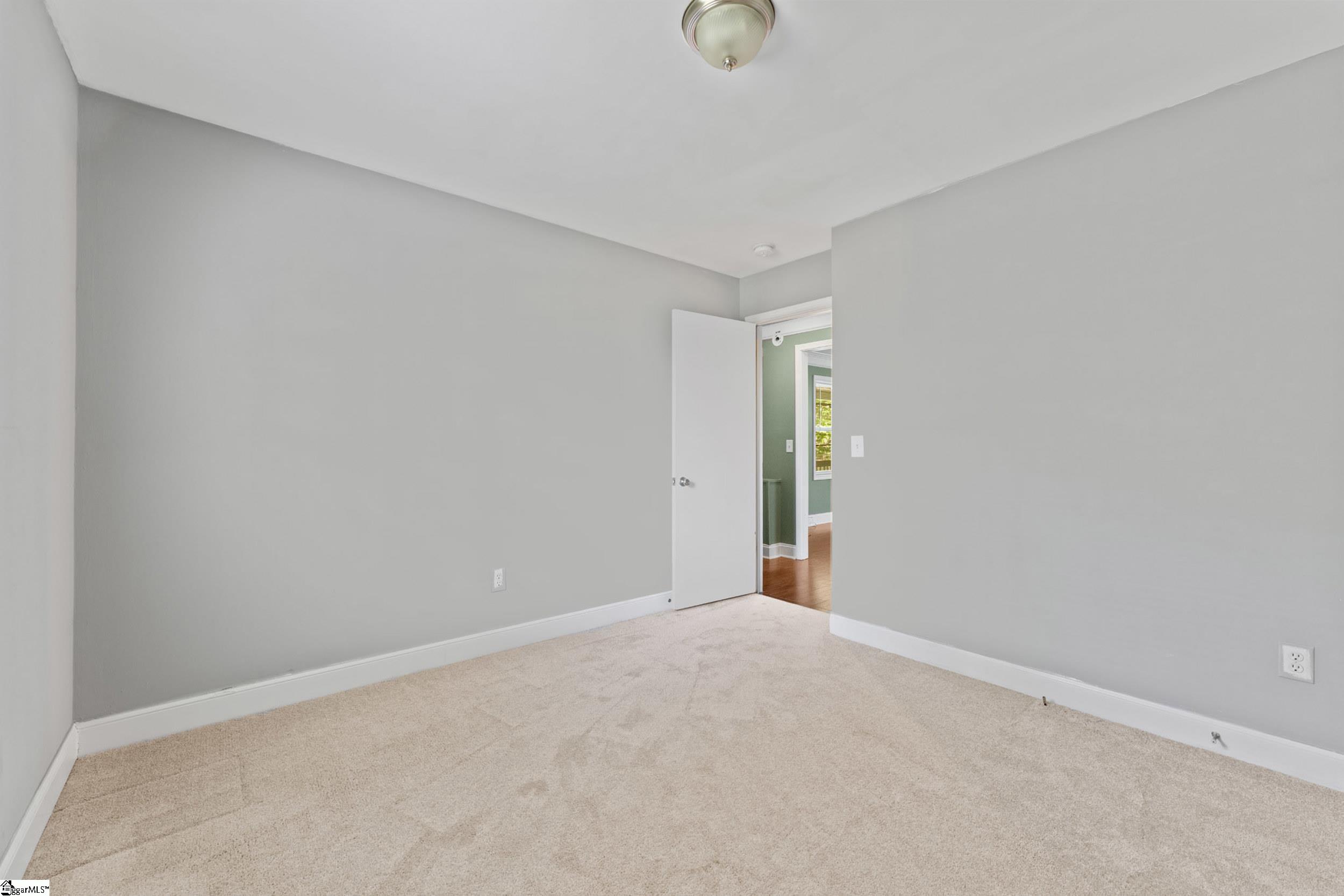 104 Pinonwood Court Simpsonville, SC 29680