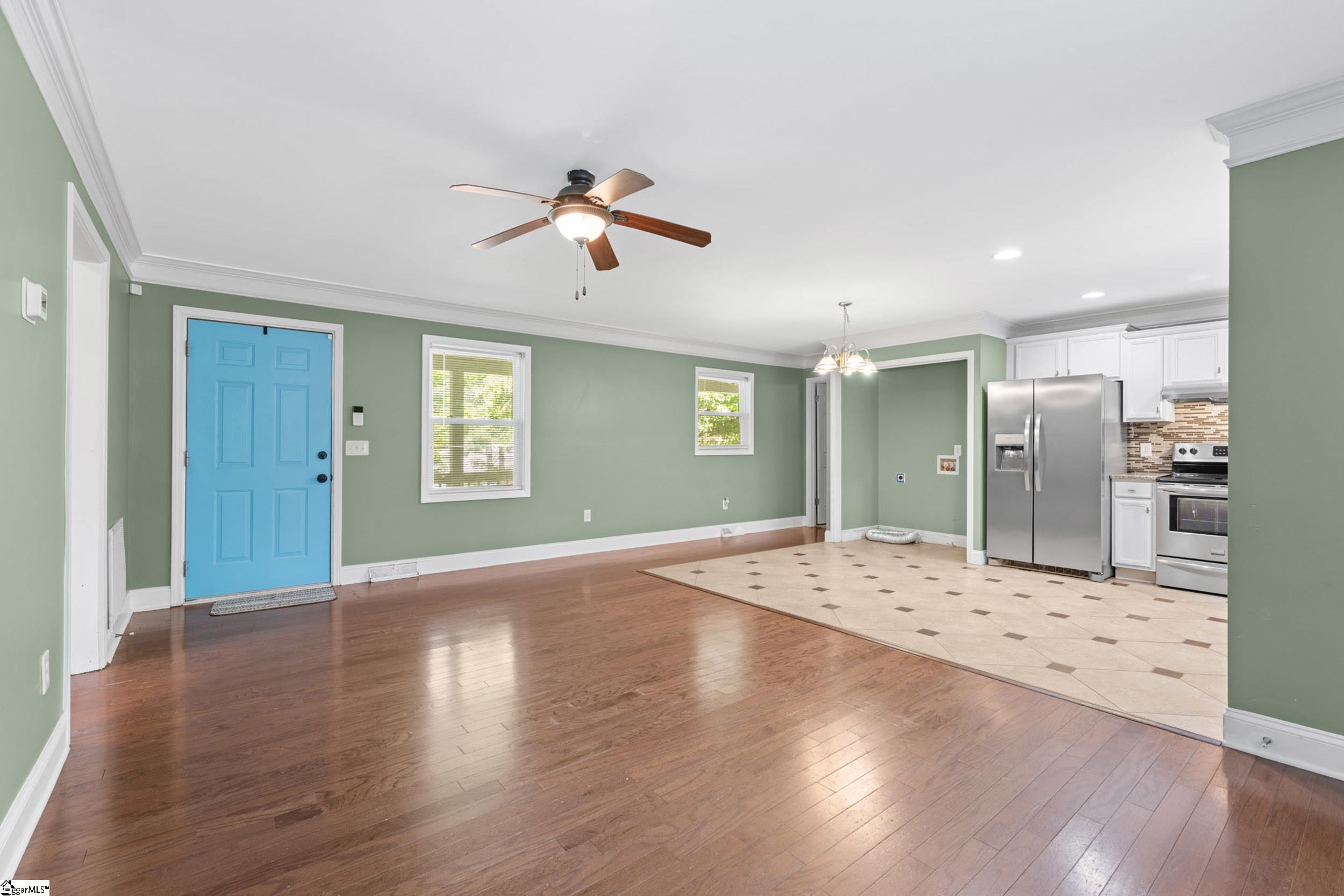104 Pinonwood Court Simpsonville, SC 29680