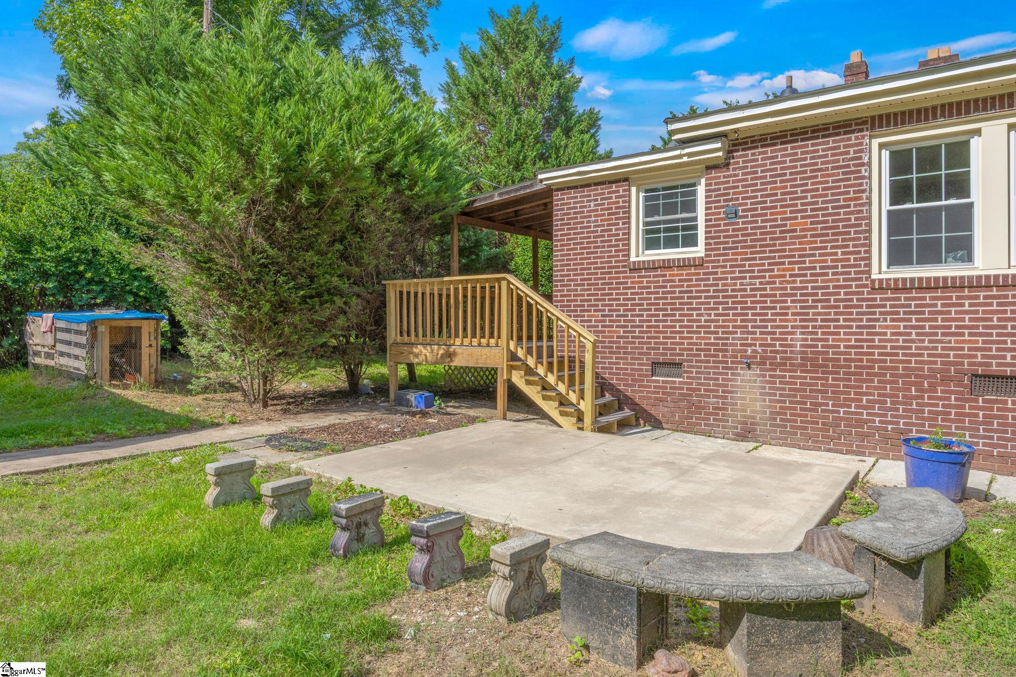 2609 East North Avenue Anderson, SC 29625