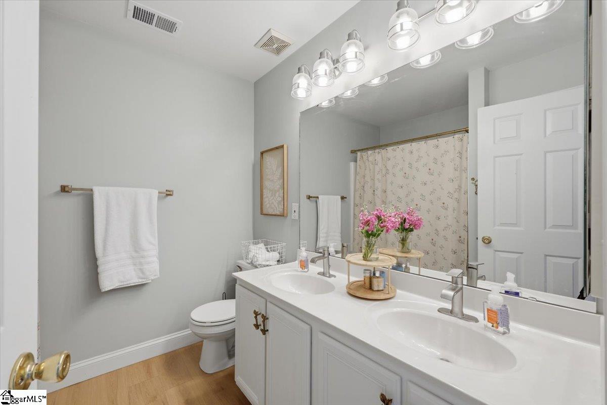 139 Carson's Pond Drive Simpsonville, SC 29681