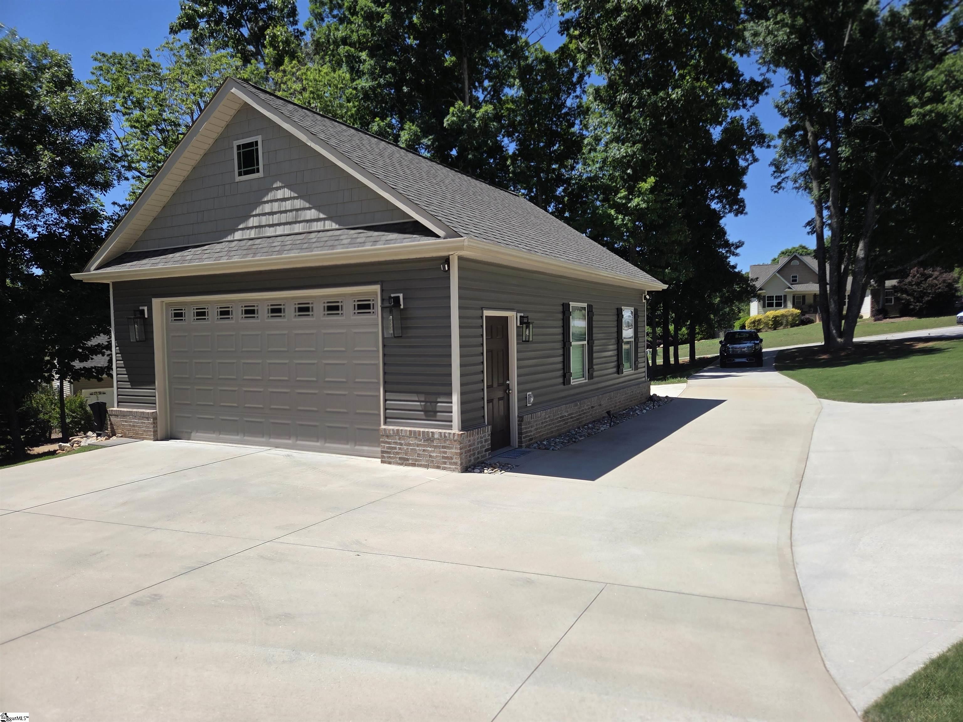 2 Anastasia Court Easley, SC 29642