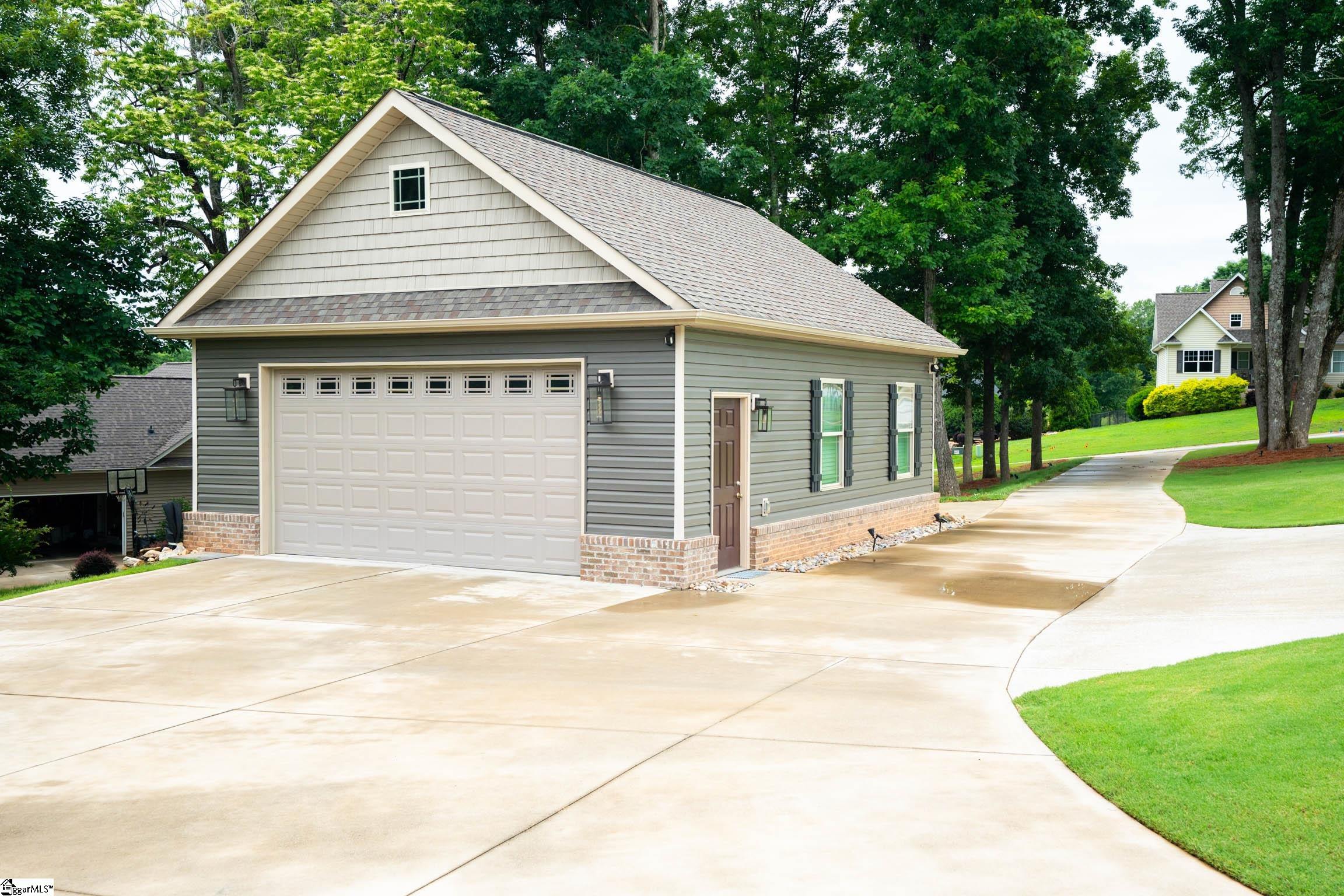 2 Anastasia Court Easley, SC 29642
