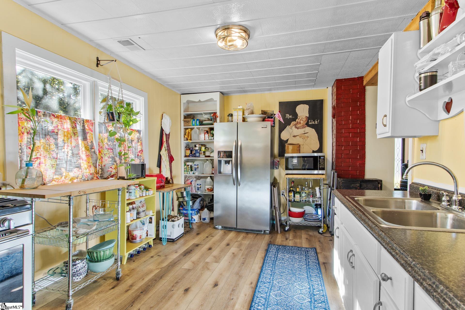 335 Fairview Church Road Kinards, SC 29355