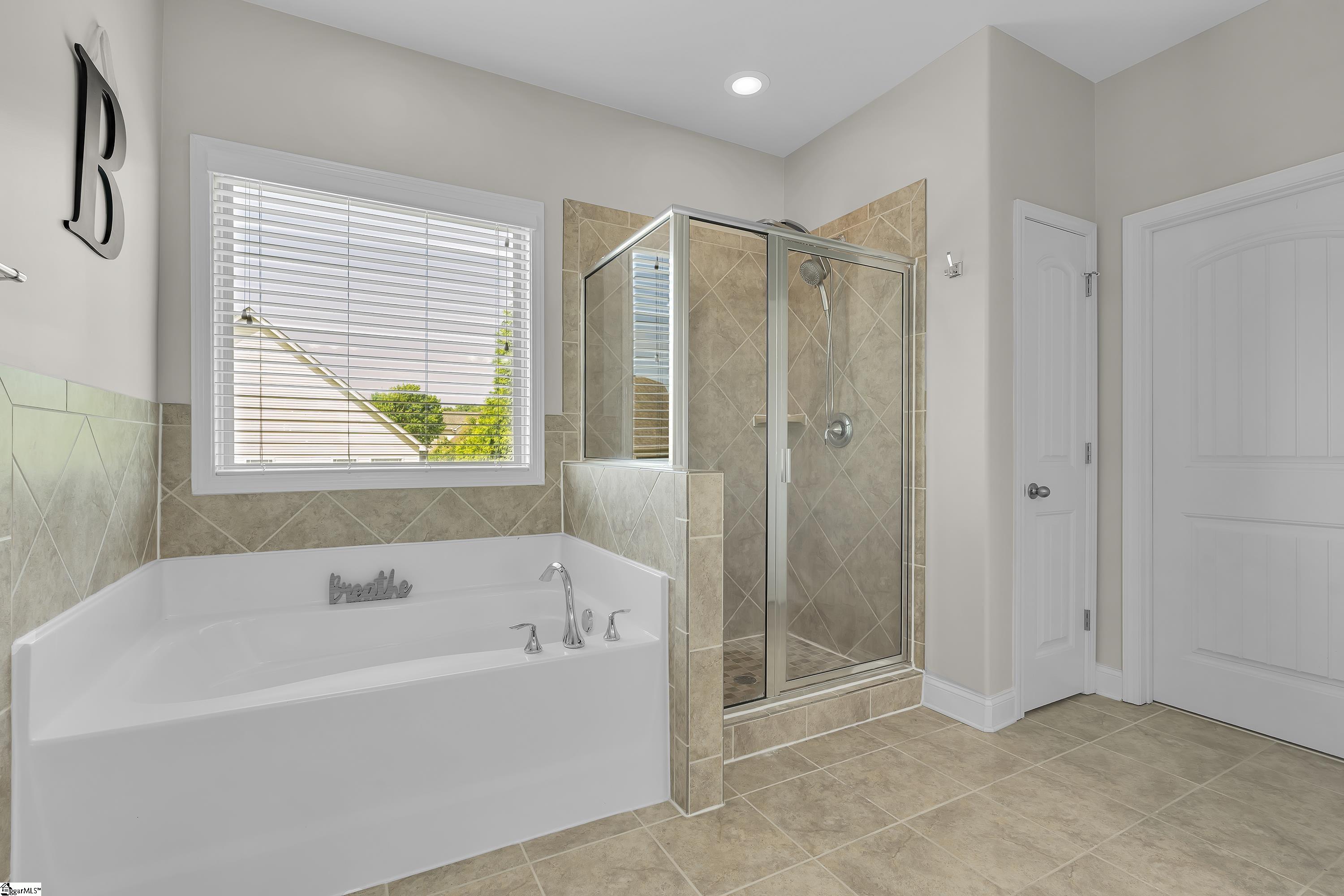 3 Dunsborough Drive Simpsonville, SC 29680