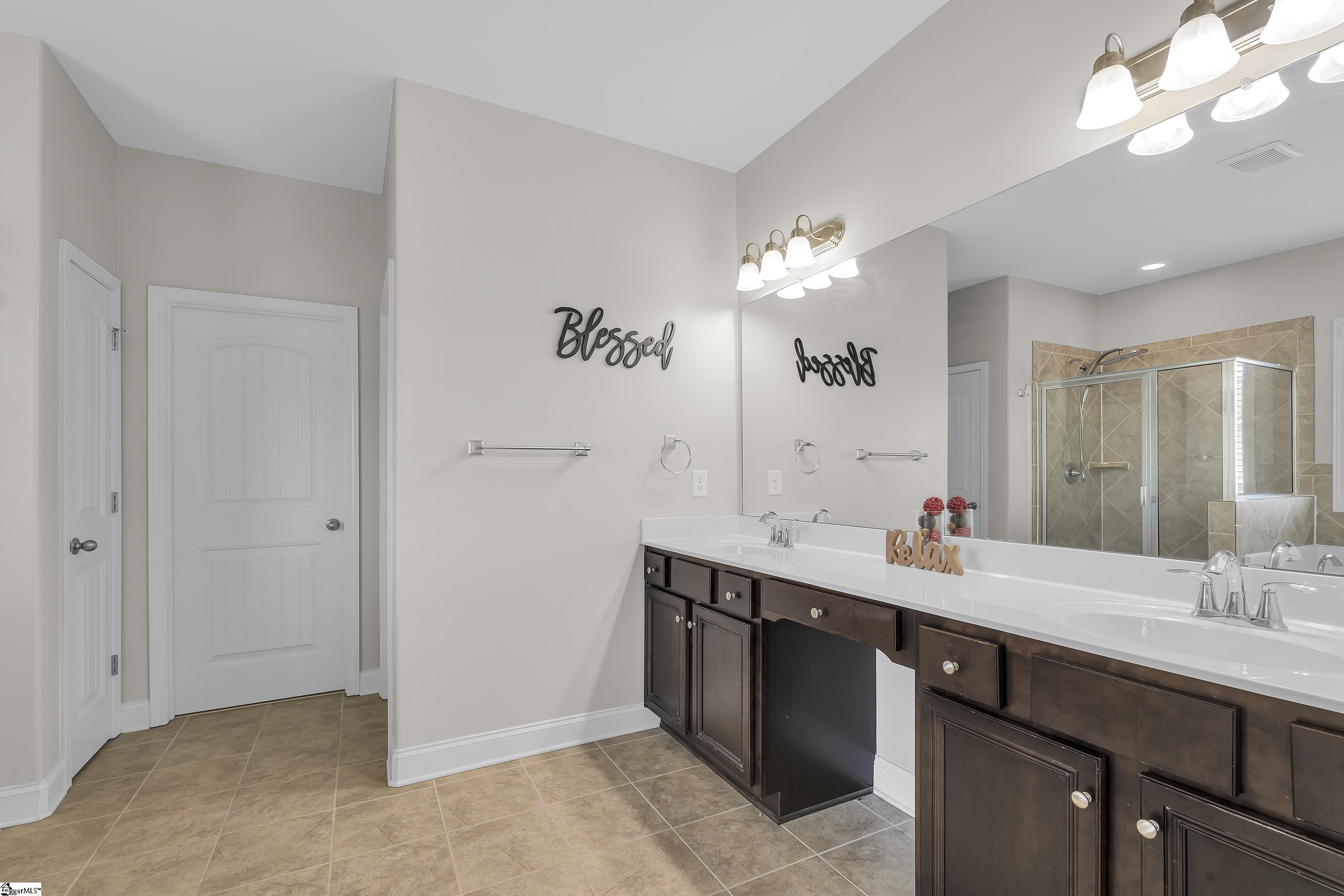 3 Dunsborough Drive Simpsonville, SC 29680
