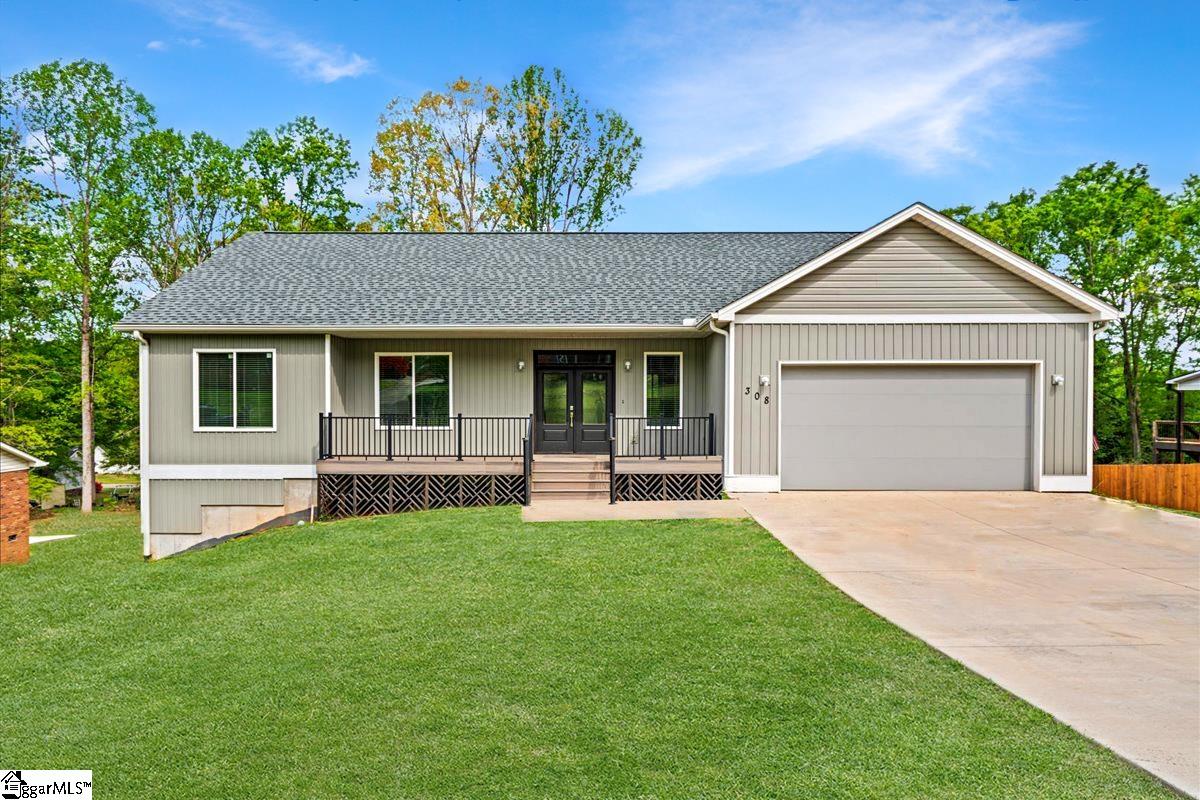 308 Pineridge Drive Spartanburg, SC 29303