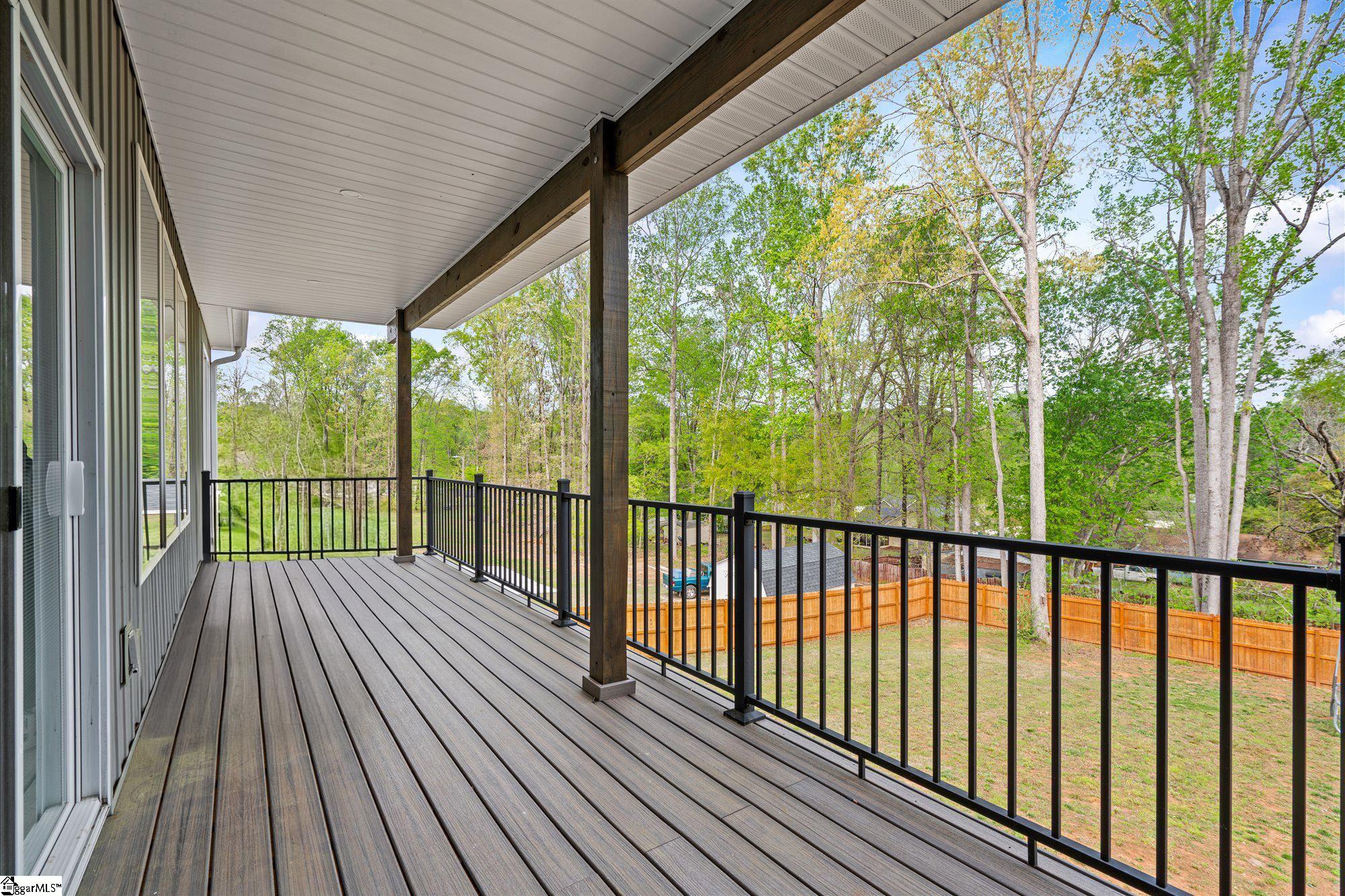 308 Pineridge Drive Spartanburg, SC 29303