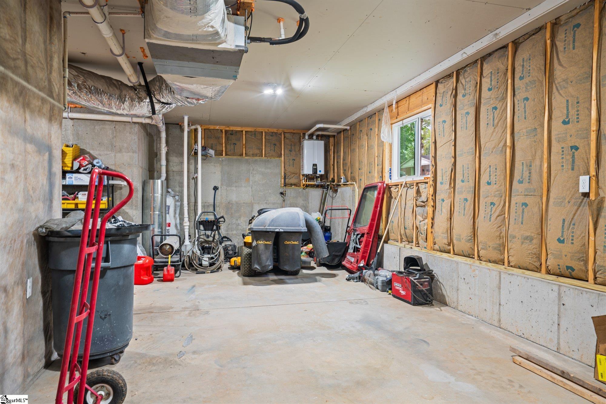 308 Pineridge Drive Spartanburg, SC 29303