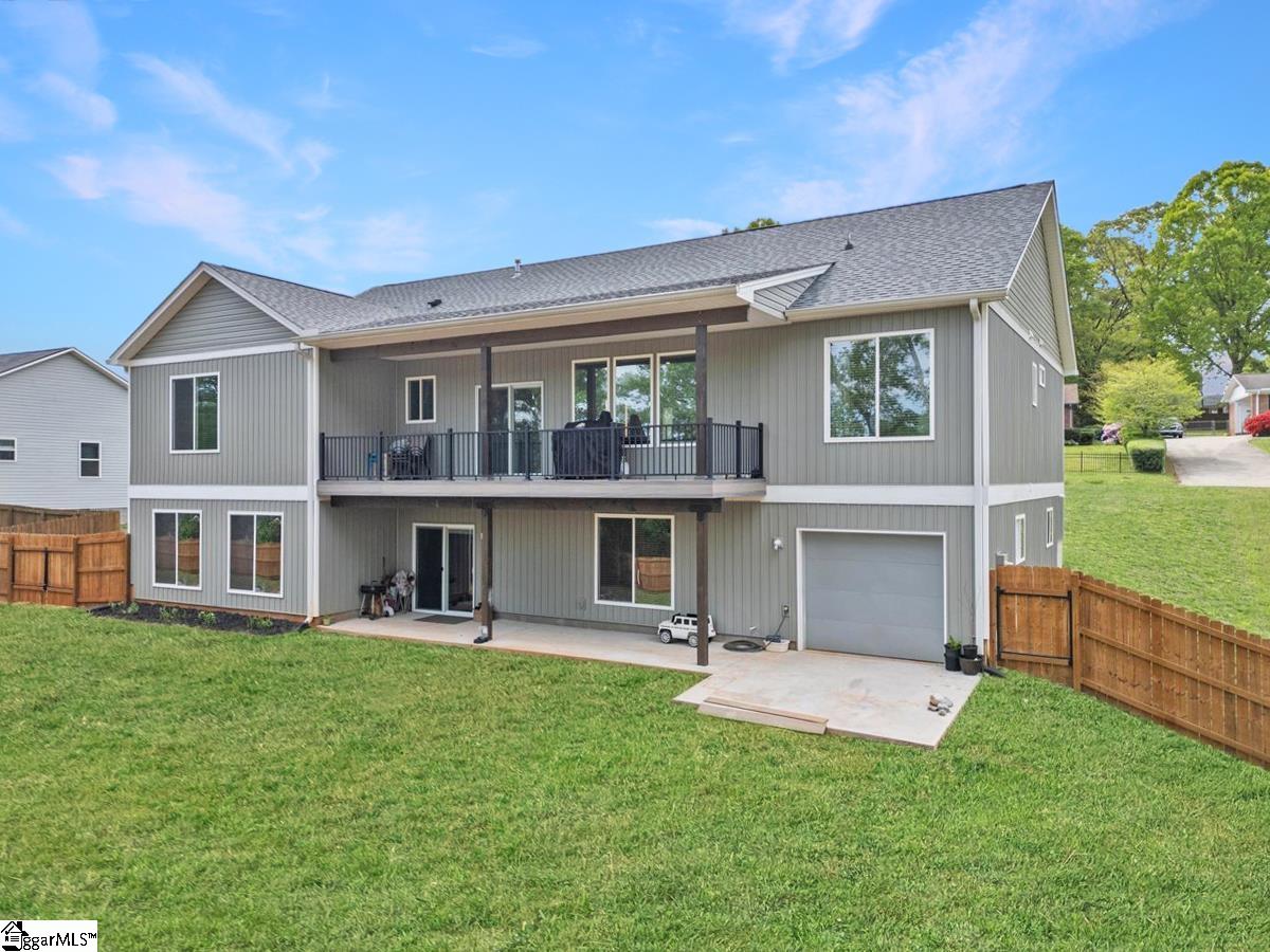 308 Pineridge Drive Spartanburg, SC 29303