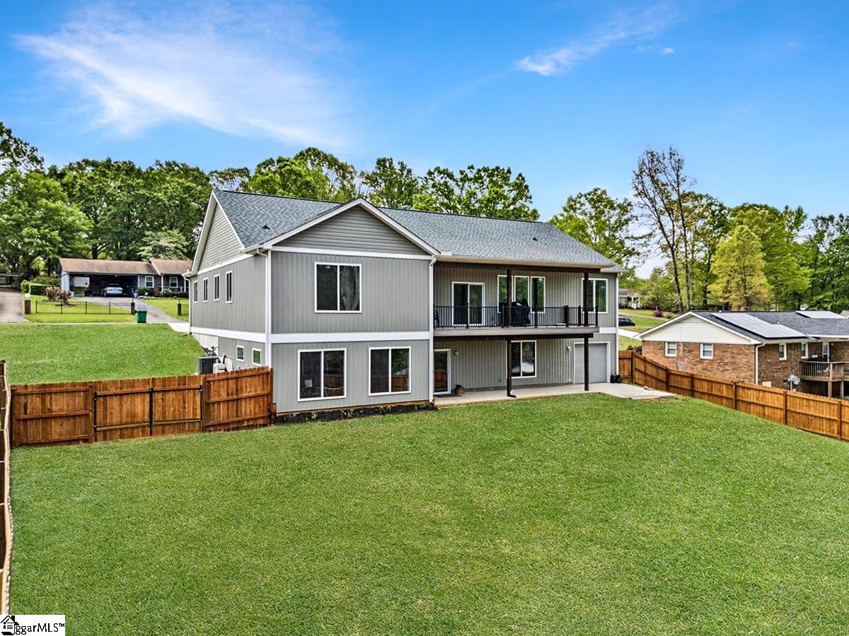 308 Pineridge Drive Spartanburg, SC 29303