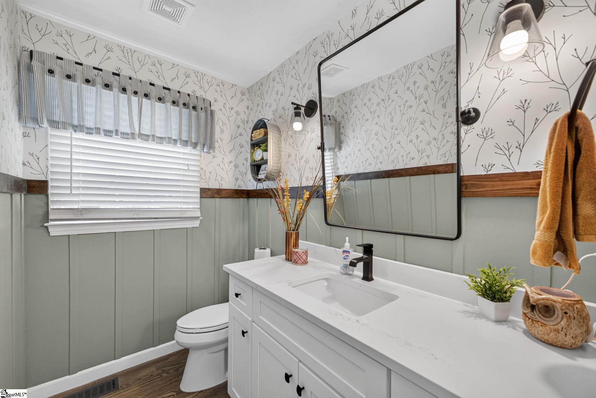 402 Eastcrest Drive Simpsonville, SC 29681