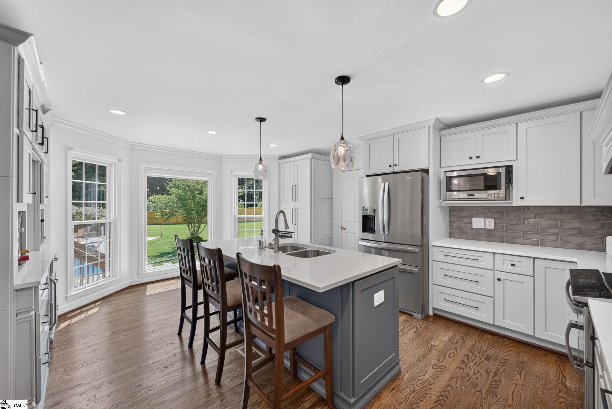 402 Eastcrest Drive Simpsonville, SC 29681