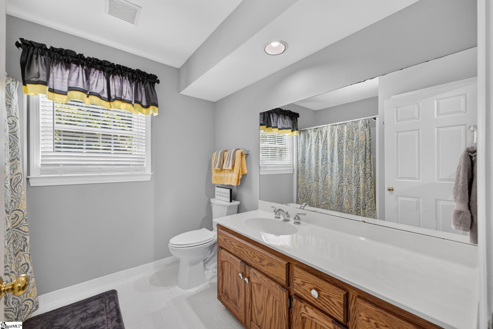 402 Eastcrest Drive Simpsonville, SC 29681