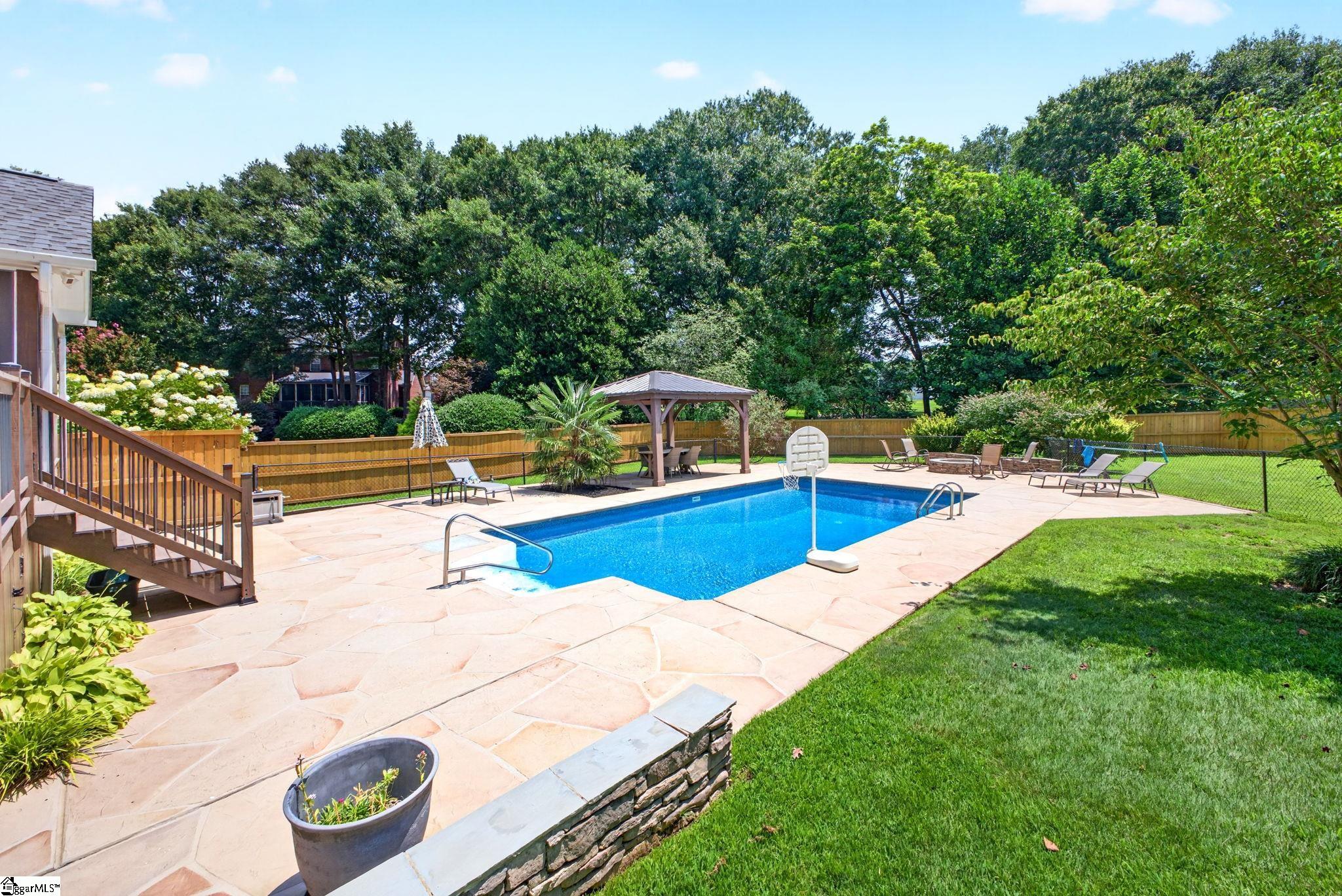 402 Eastcrest Drive Simpsonville, SC 29681