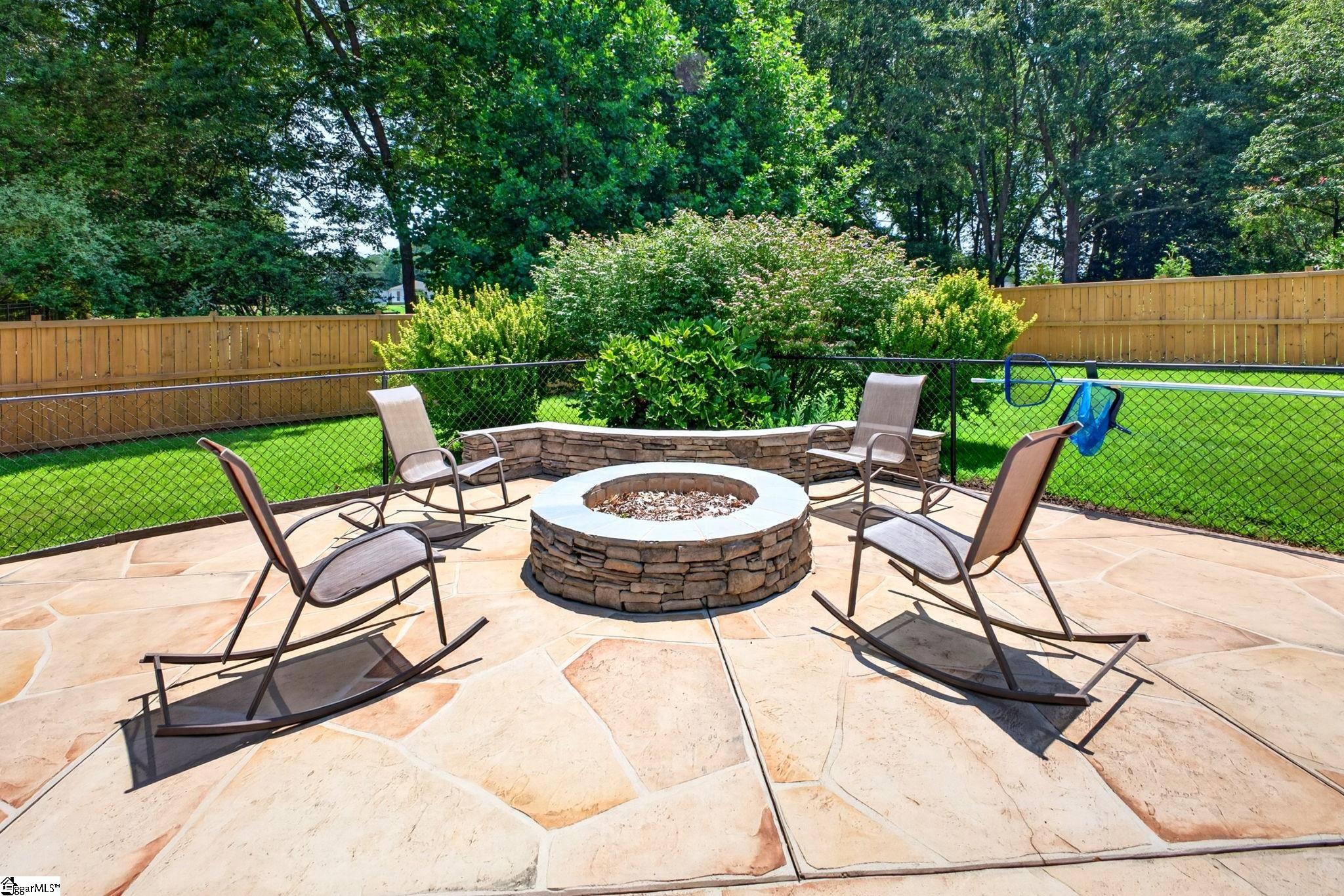 402 Eastcrest Drive Simpsonville, SC 29681