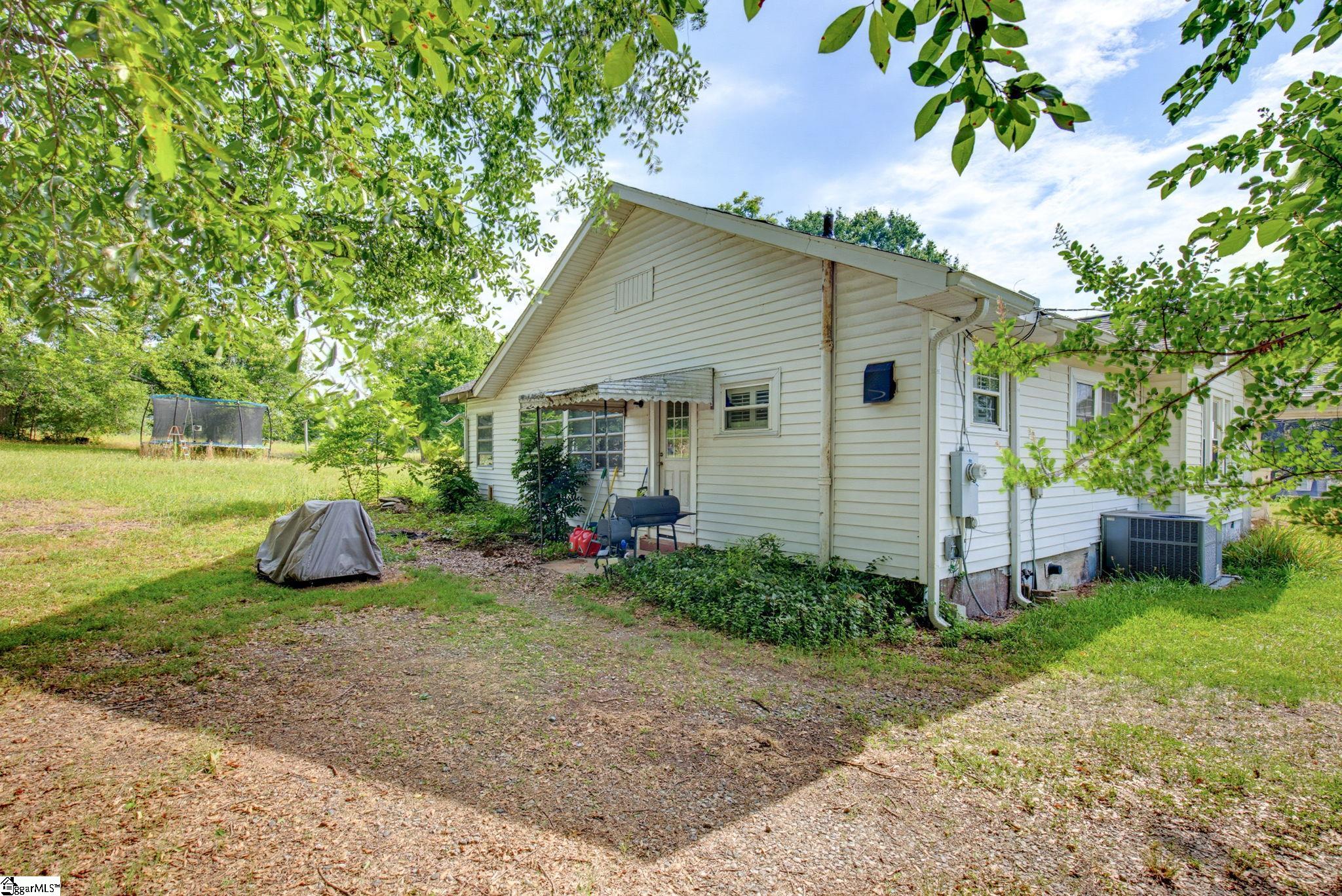 5761 Highway 357 Campobello, SC 29322