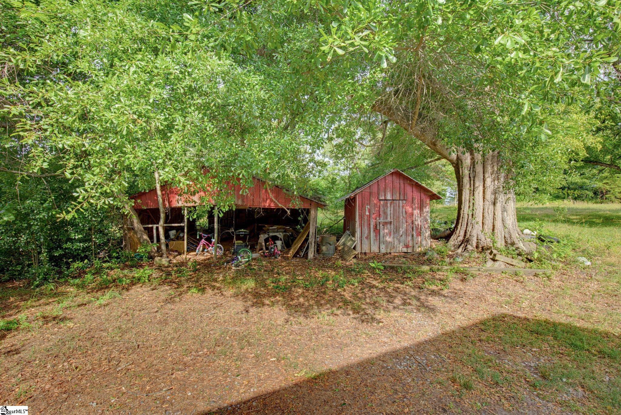 5761 Highway 357 Campobello, SC 29322