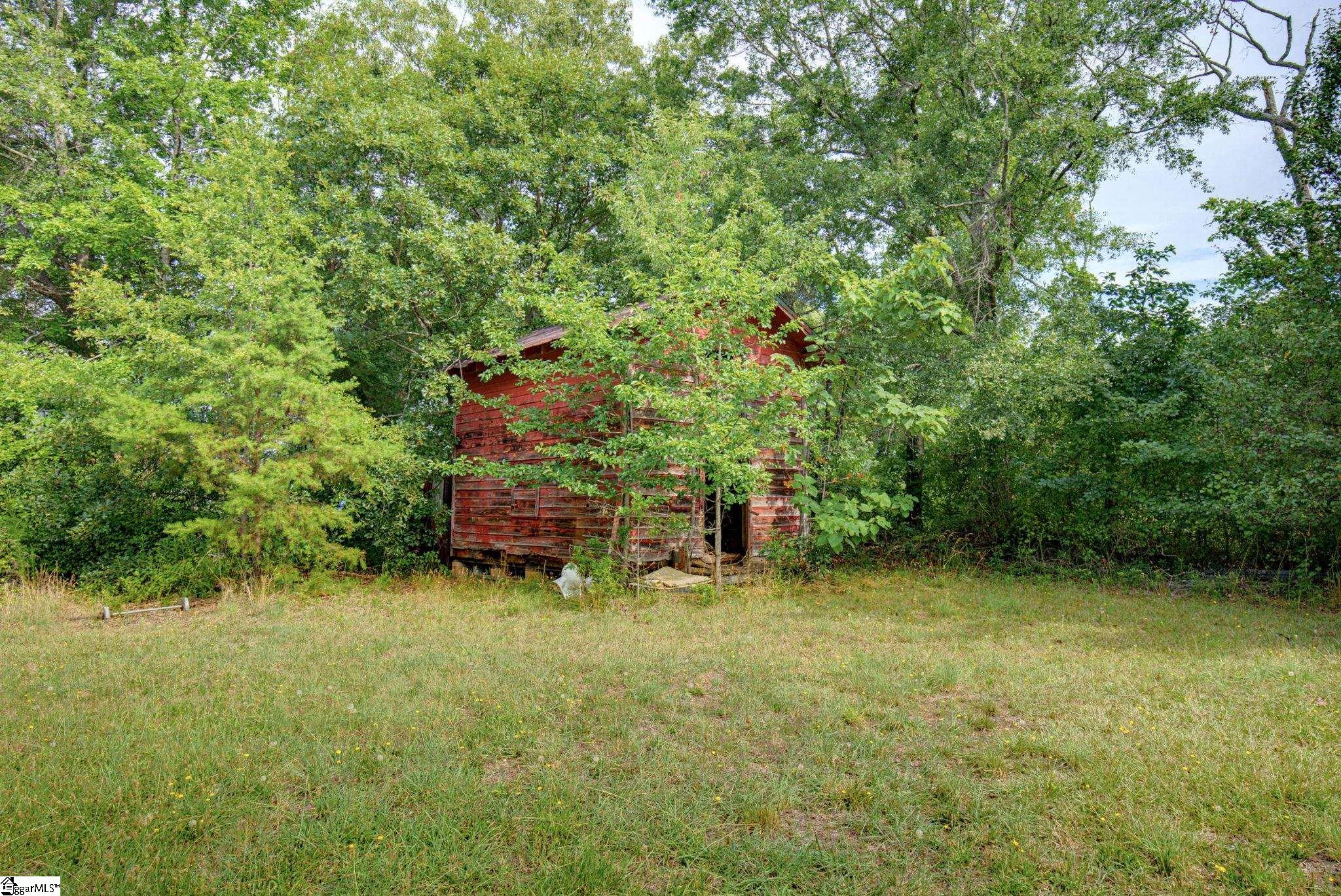 5761 Highway 357 Campobello, SC 29322