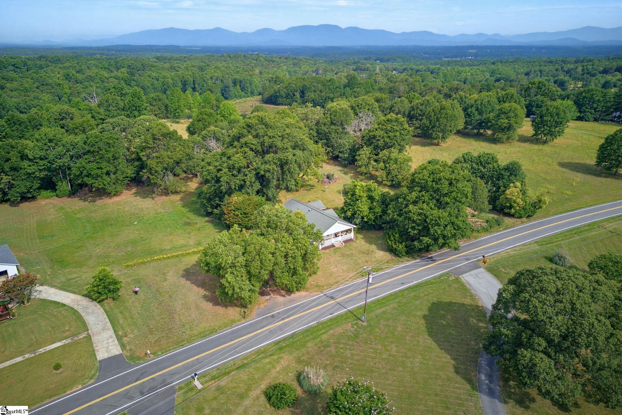 5761 Highway 357 Campobello, SC 29322