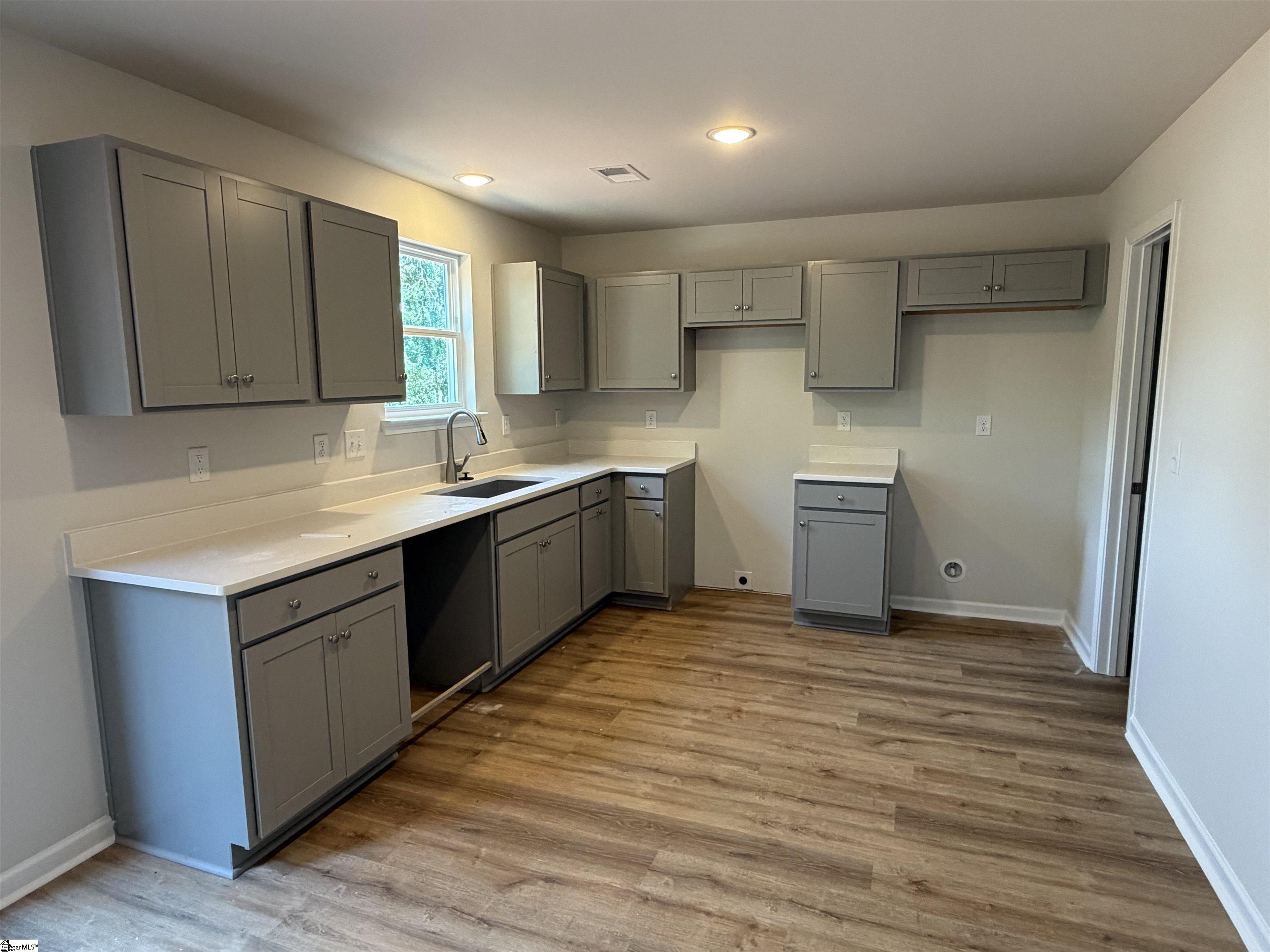 51 Campbell Street Duncan, SC 29334