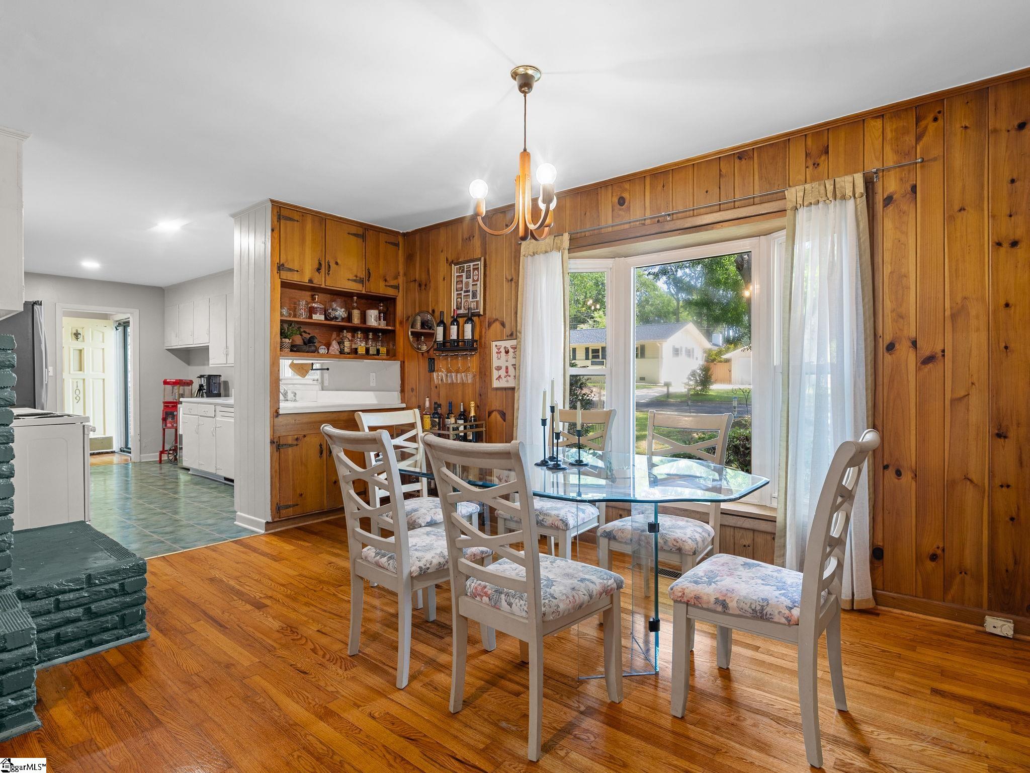 109 Kent Place Spartanburg, SC 29307