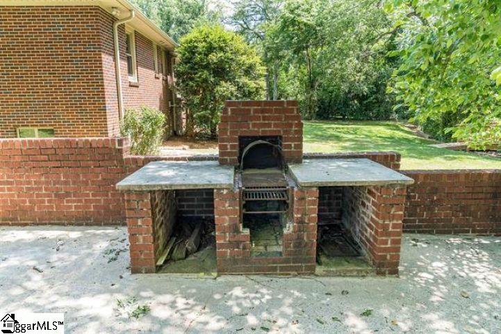 109 Kent Place Spartanburg, SC 29307