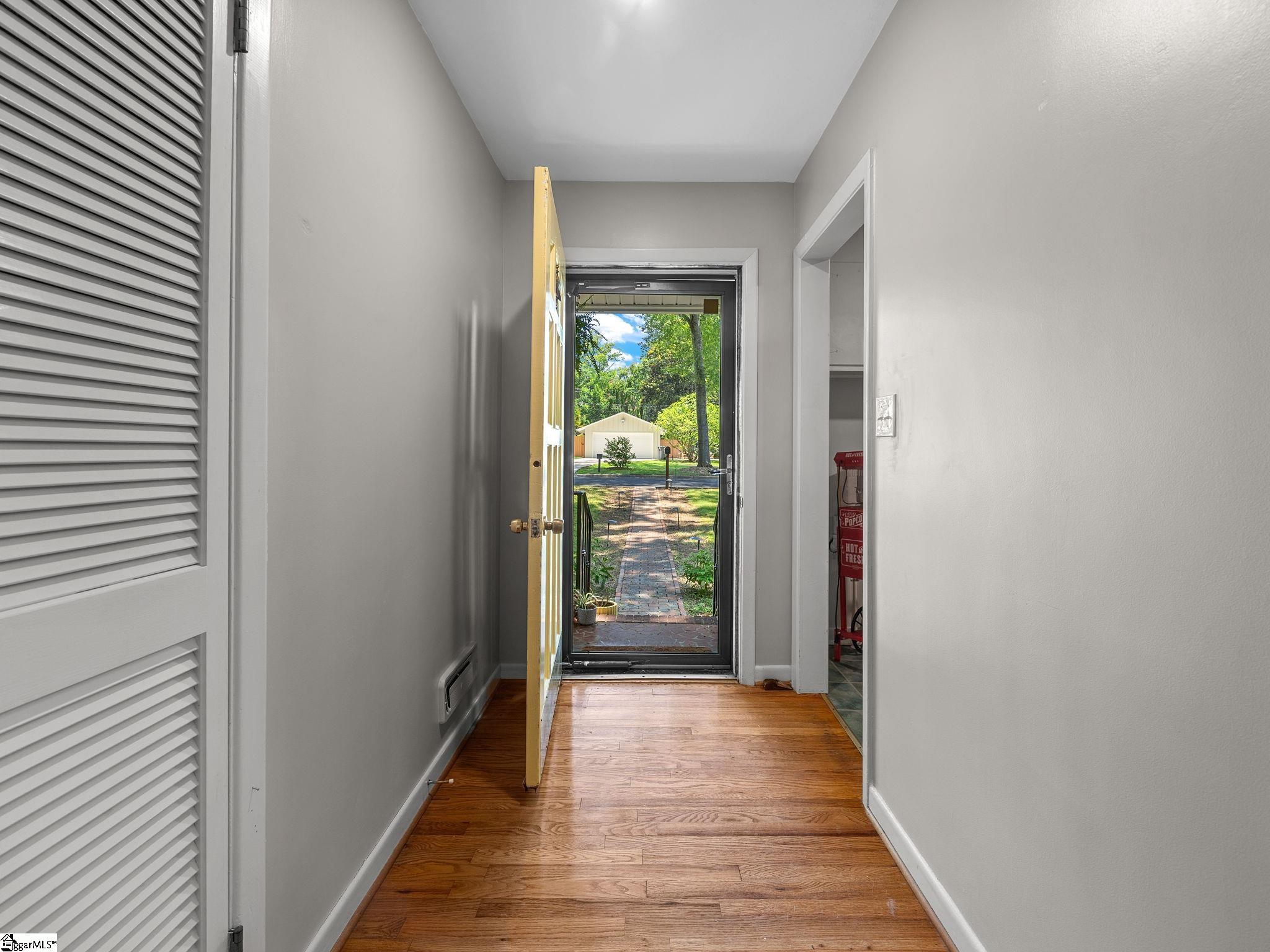109 Kent Place Spartanburg, SC 29307