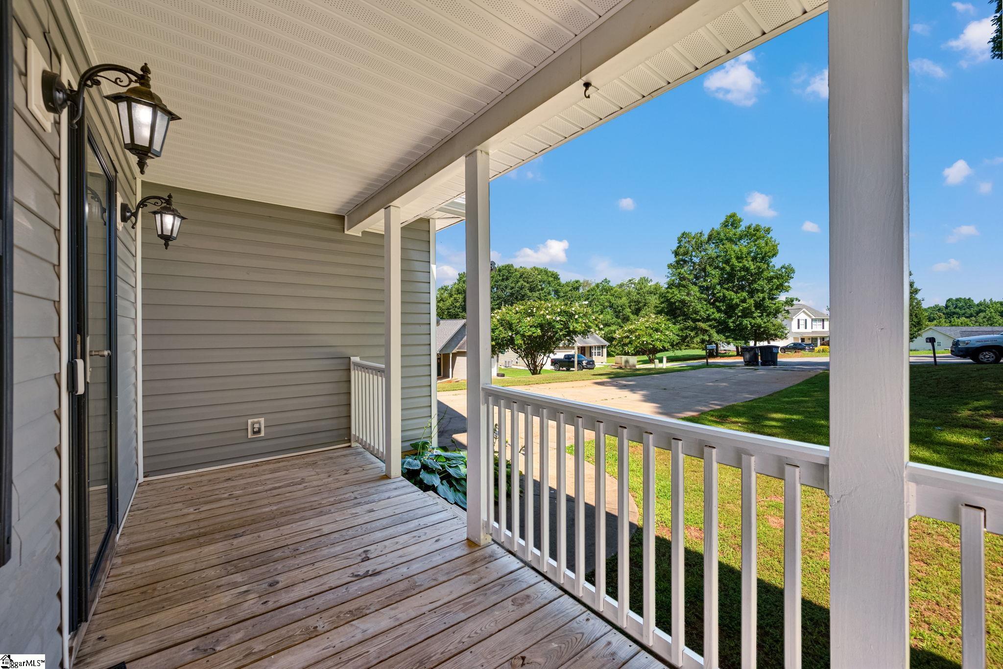 107 Lochenshire Place Belton, SC 29627