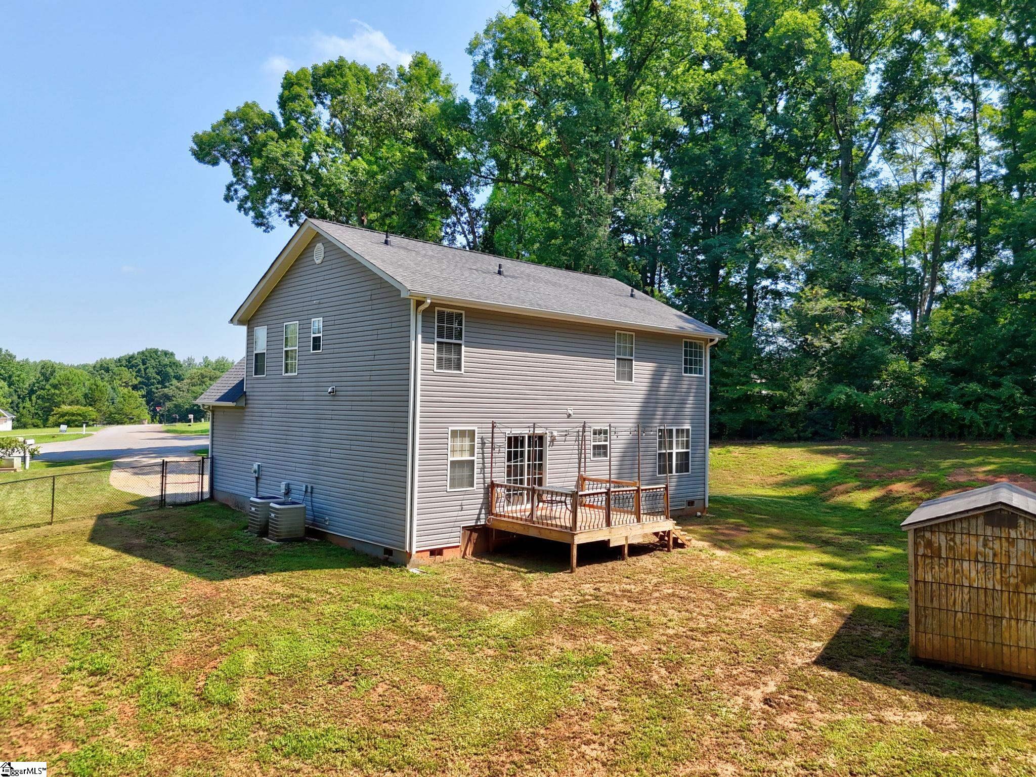 107 Lochenshire Place Belton, SC 29627