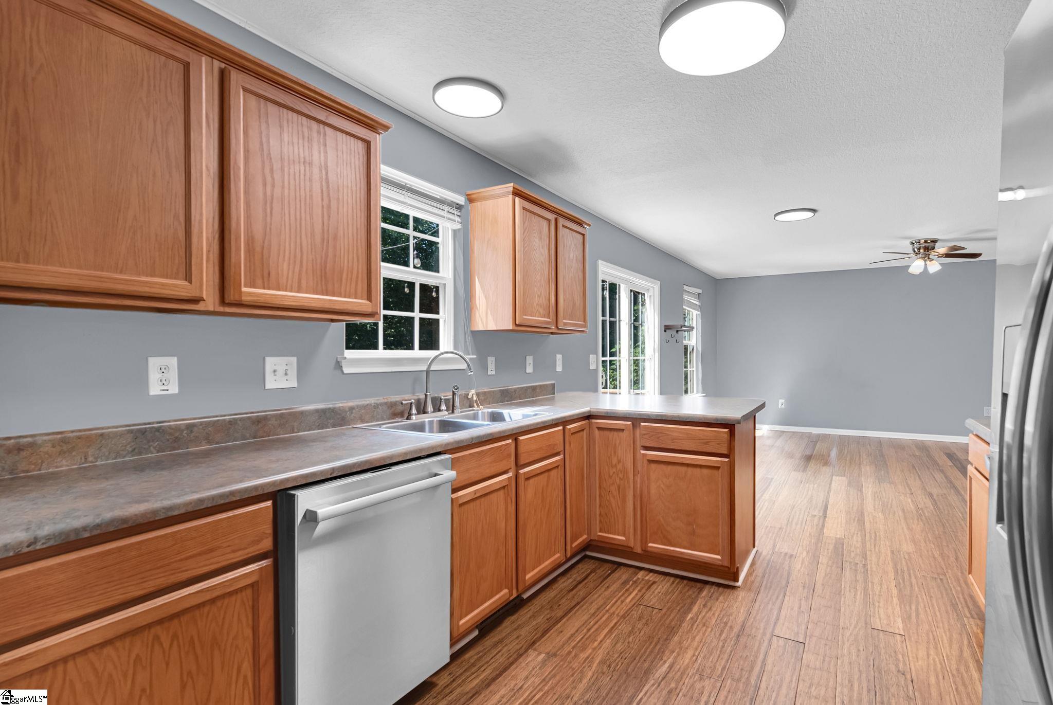 107 Lochenshire Place Belton, SC 29627