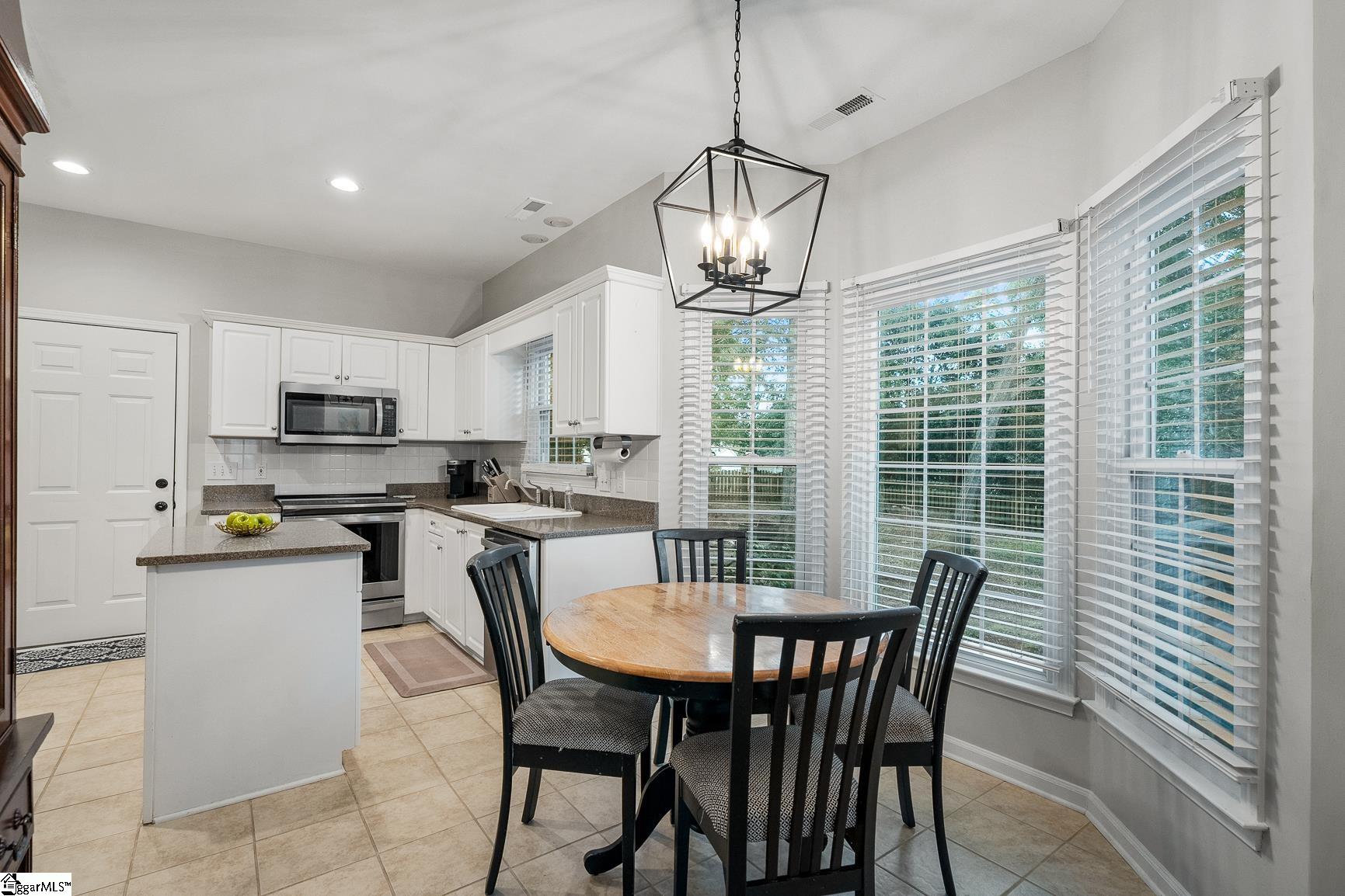 9 Summer Hill Road Simpsonville, SC 29681