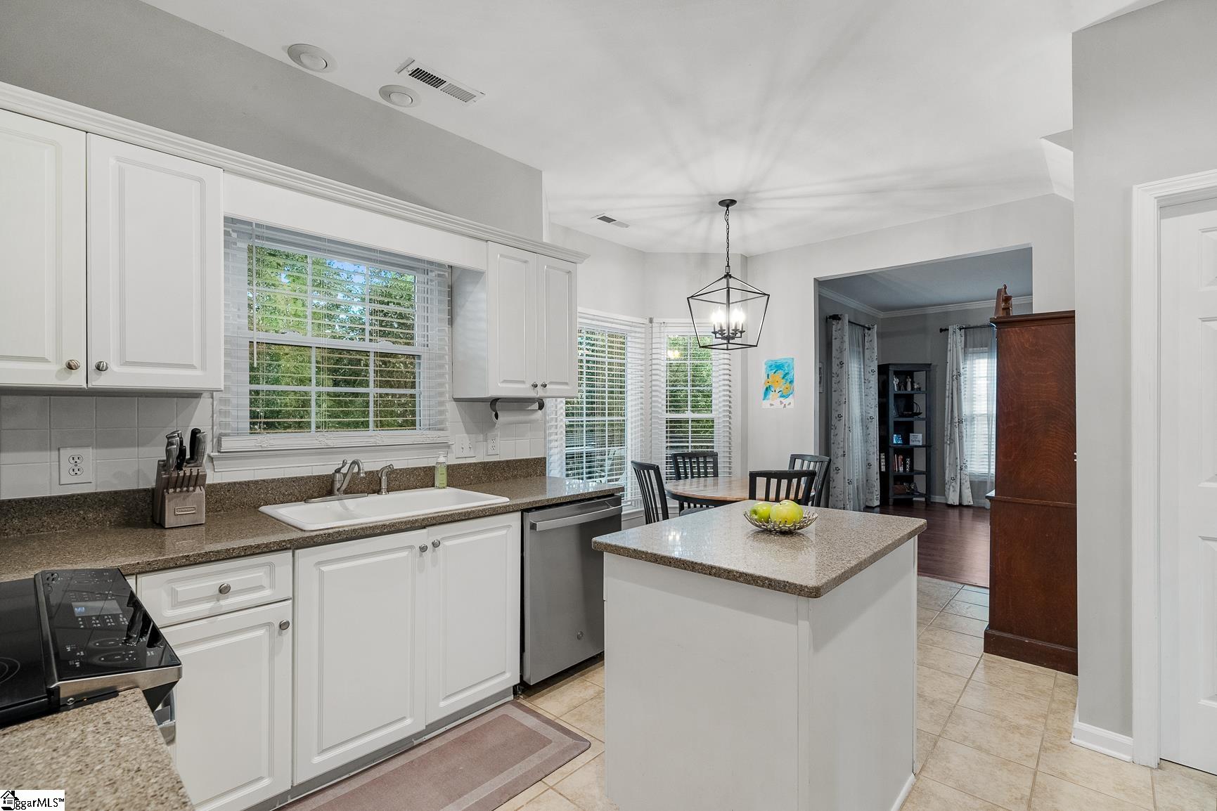9 Summer Hill Road Simpsonville, SC 29681
