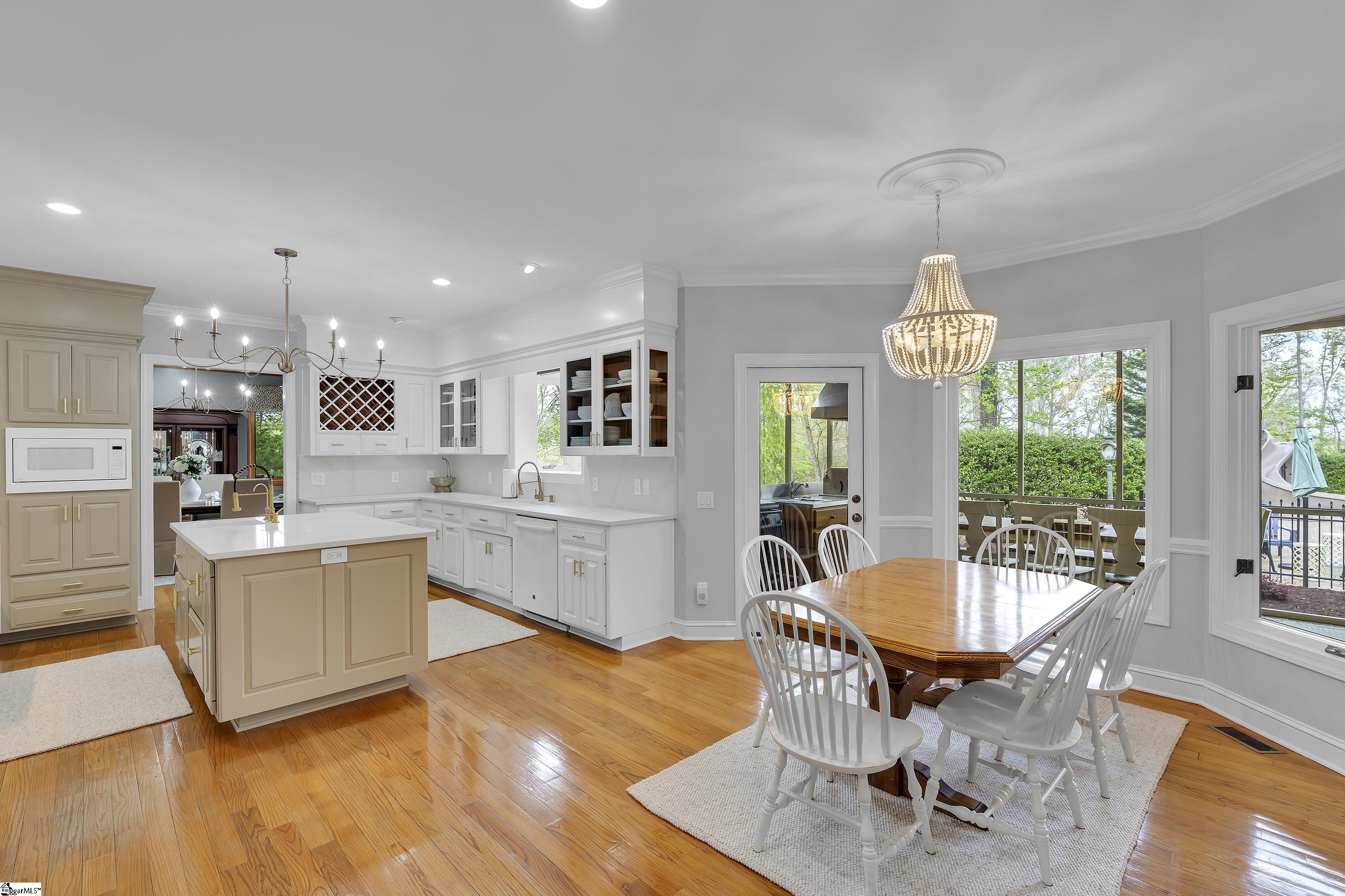 116 Sleepy Hollow Lane Spartanburg, SC 29306