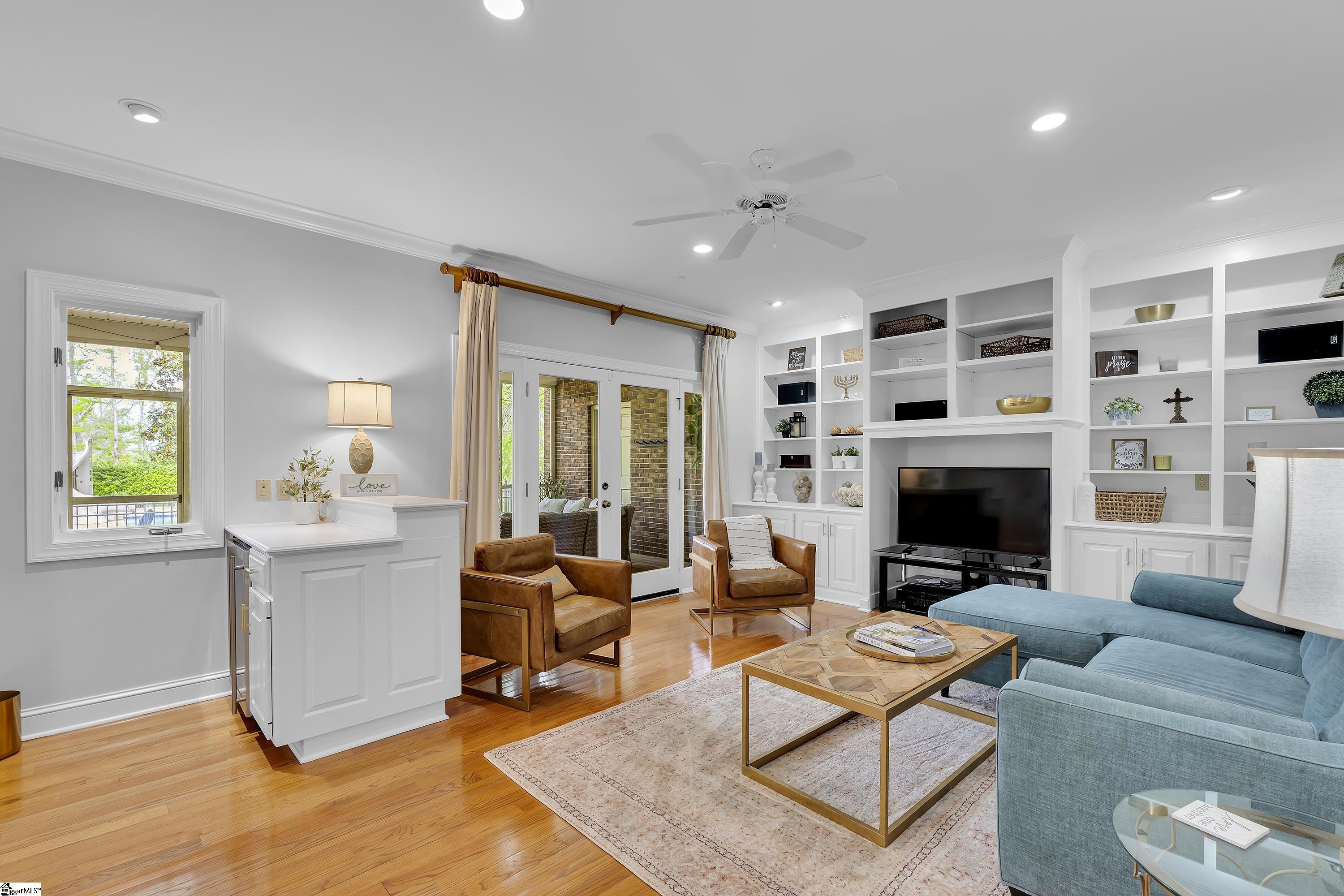 116 Sleepy Hollow Lane Spartanburg, SC 29306