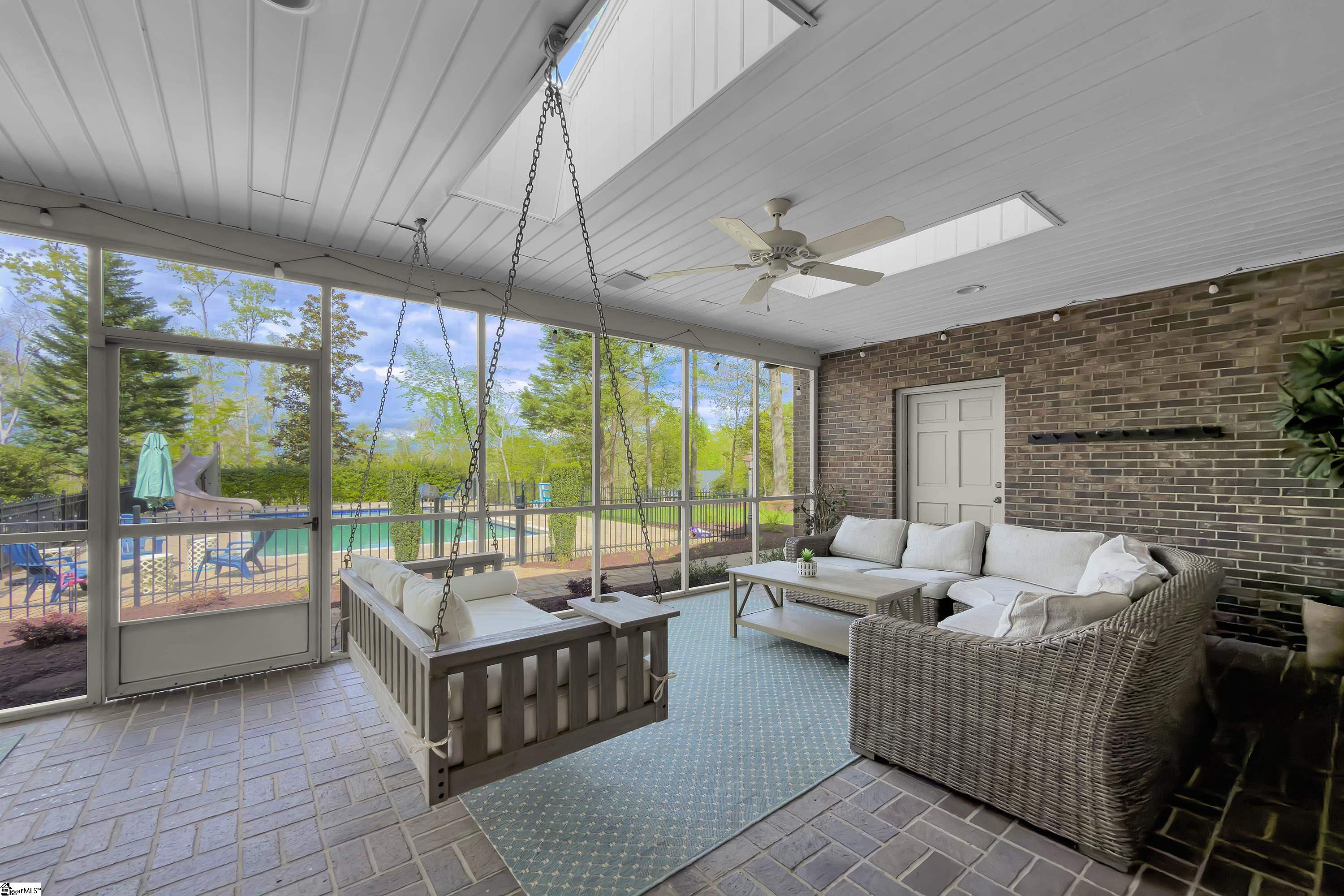 116 Sleepy Hollow Lane Spartanburg, SC 29306