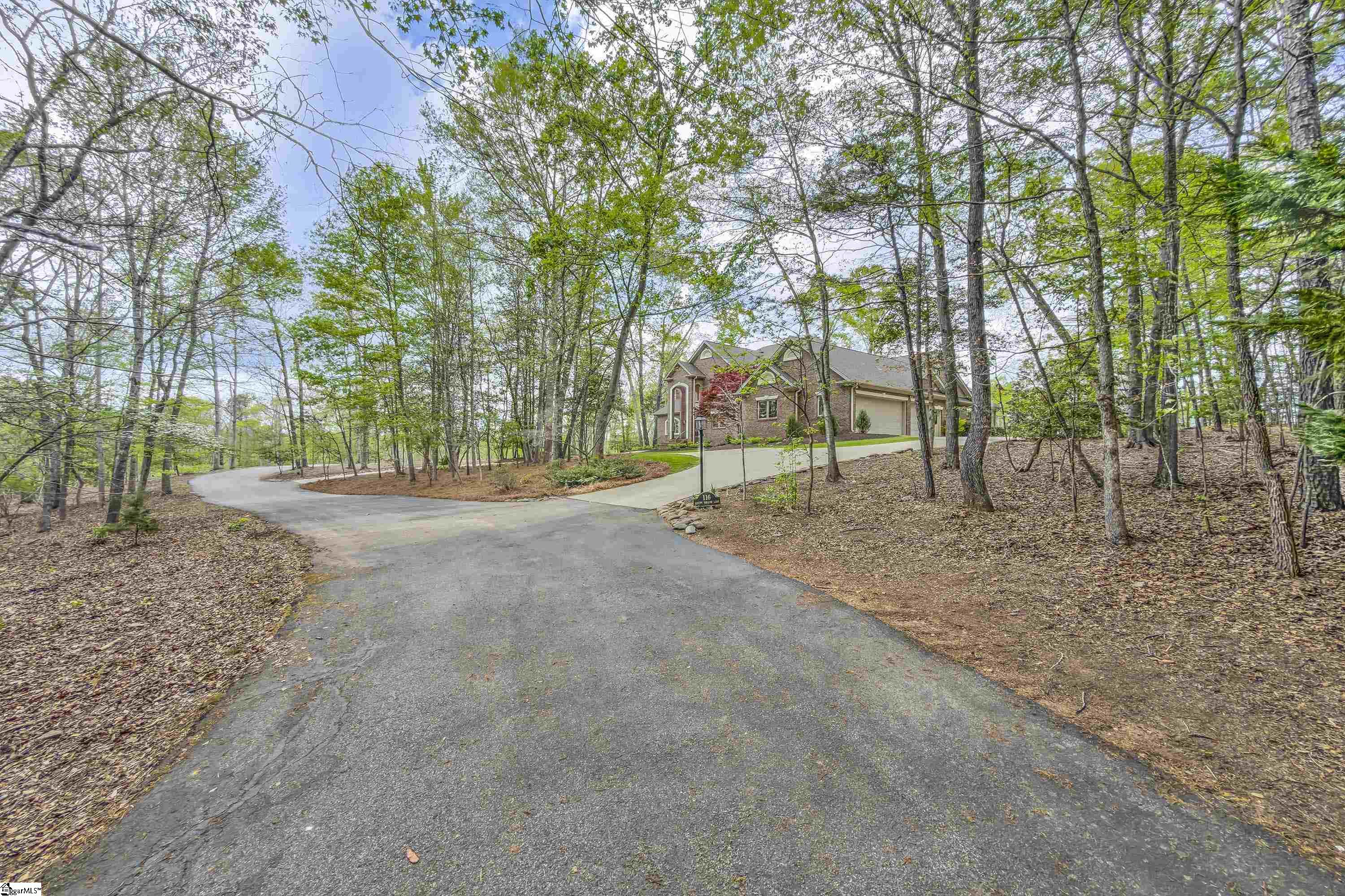 116 Sleepy Hollow Lane Spartanburg, SC 29306