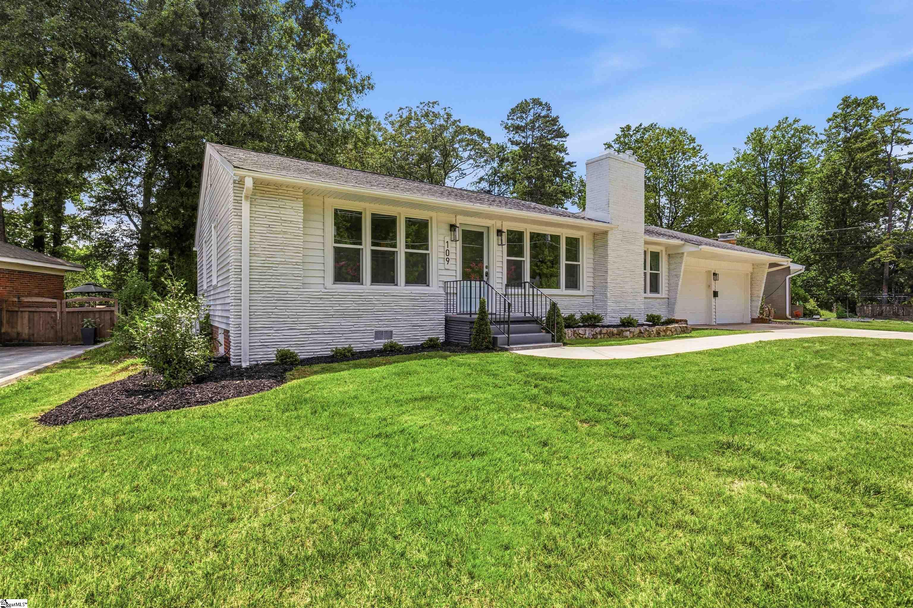 109 Stephens Lane Greenville, SC 29609