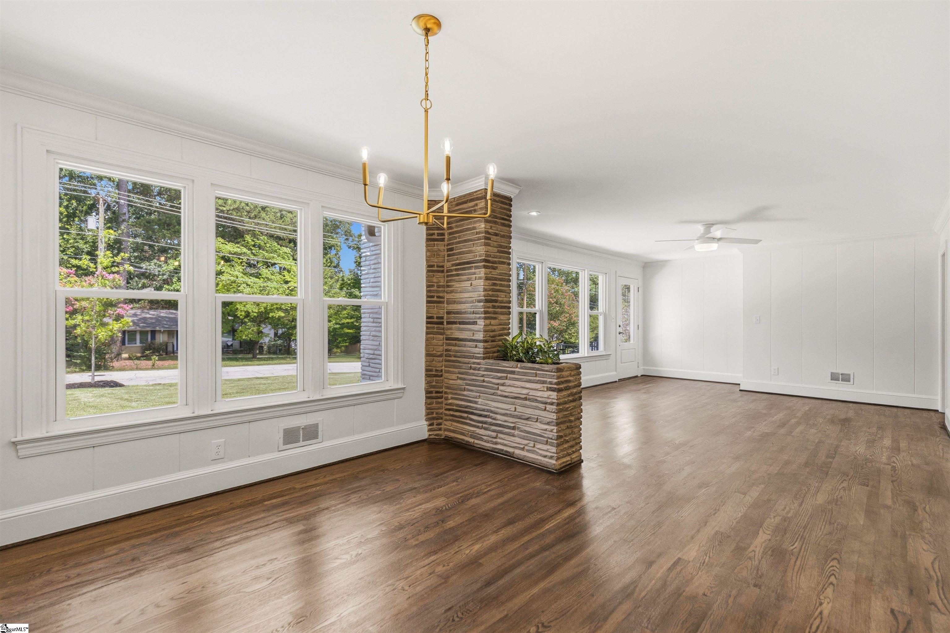 109 Stephens Lane Greenville, SC 29609
