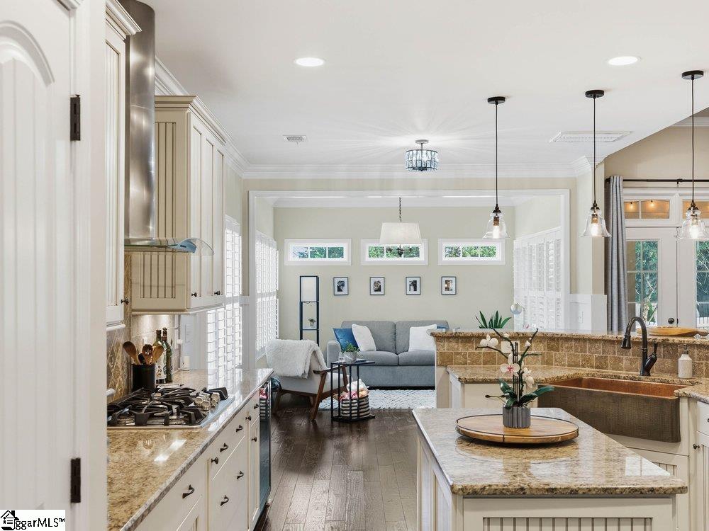 3 Firnstone Court Greenville, SC 29607